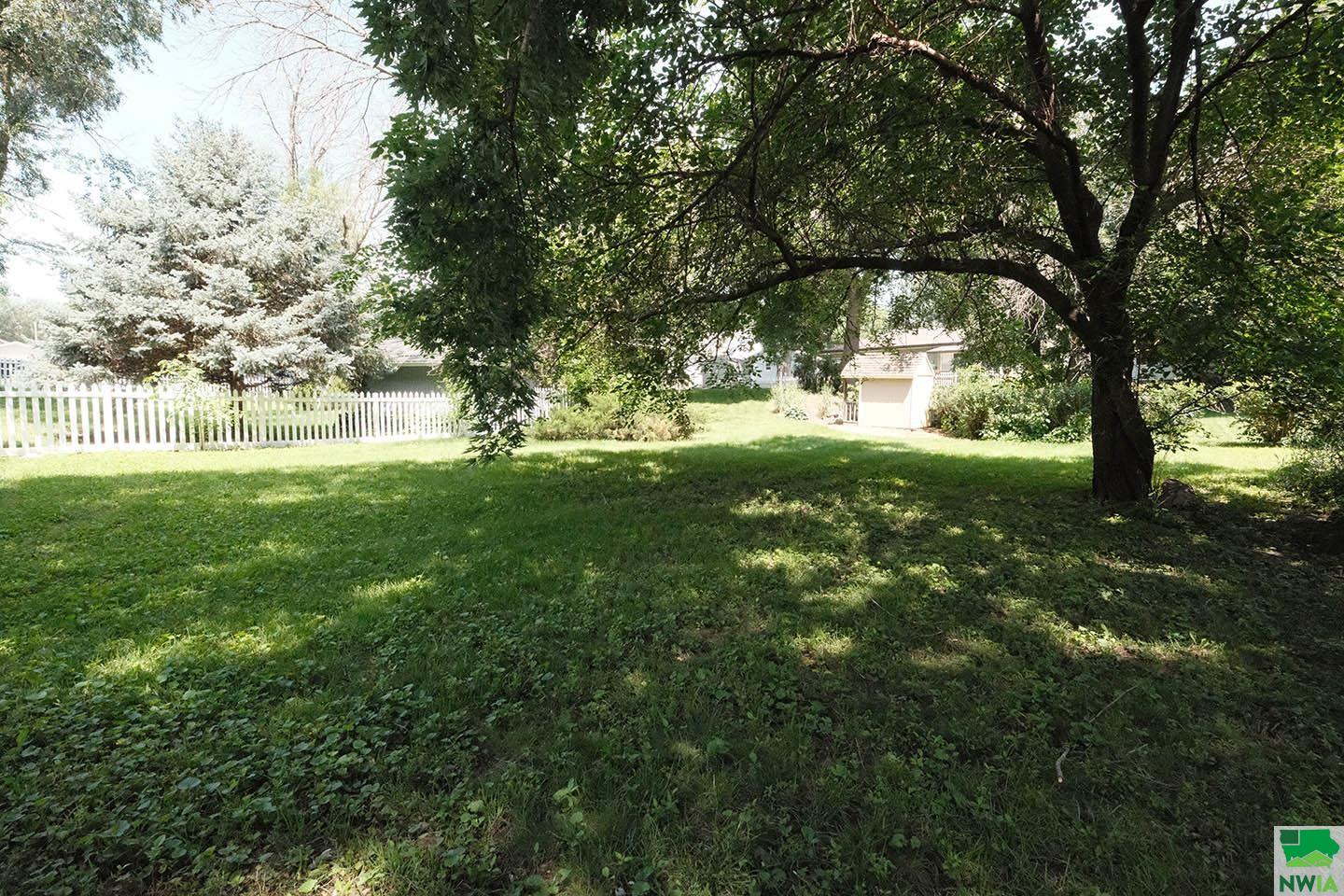 MLS #829394