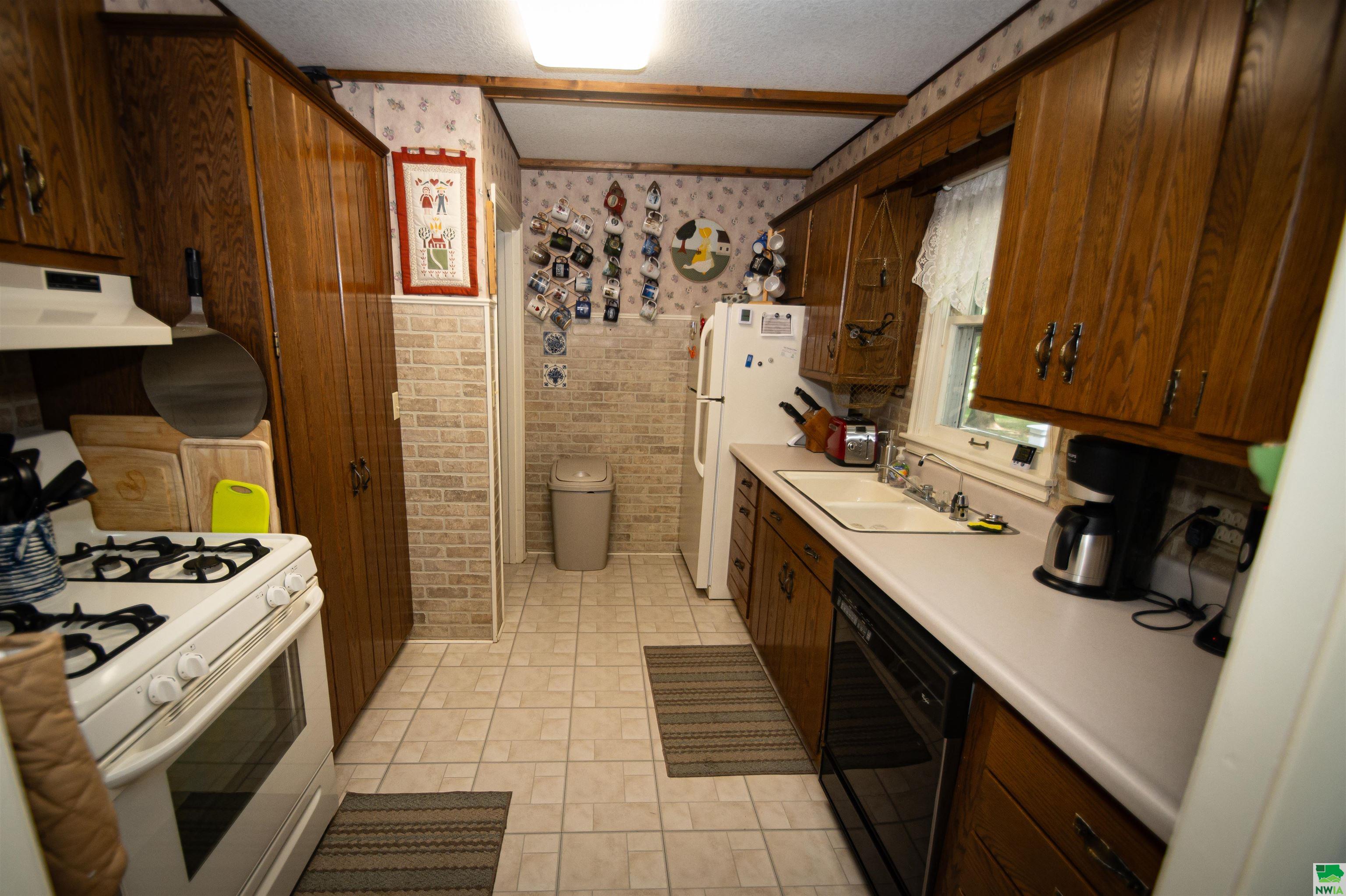 MLS #829403