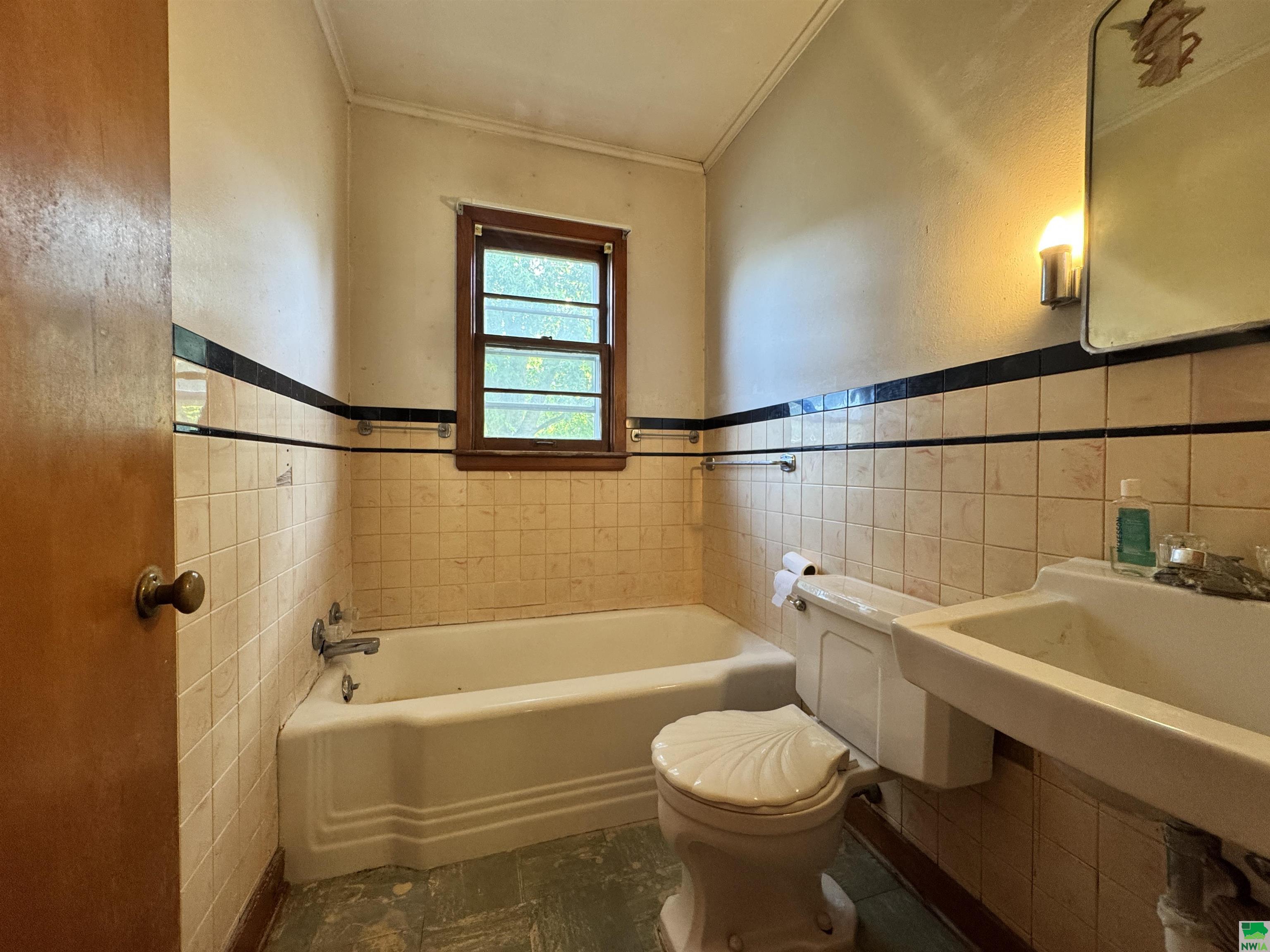 MLS #829411
