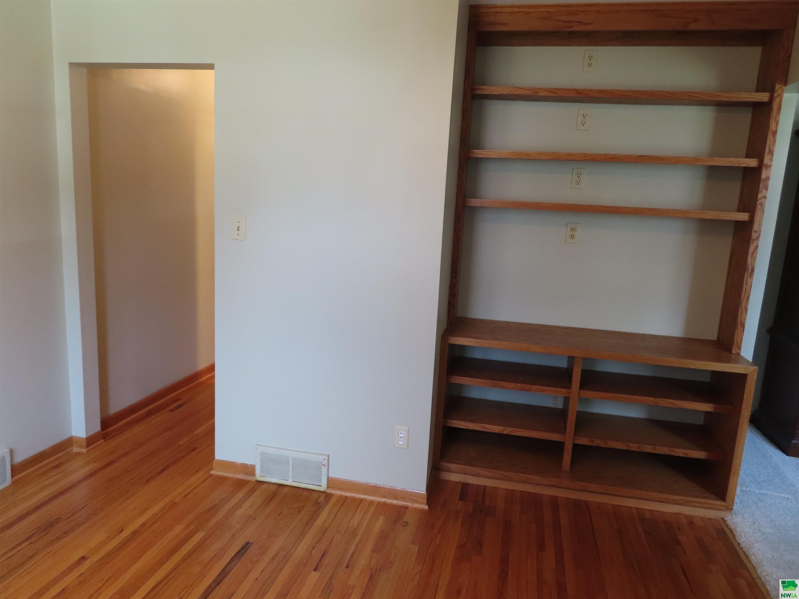 MLS #829416