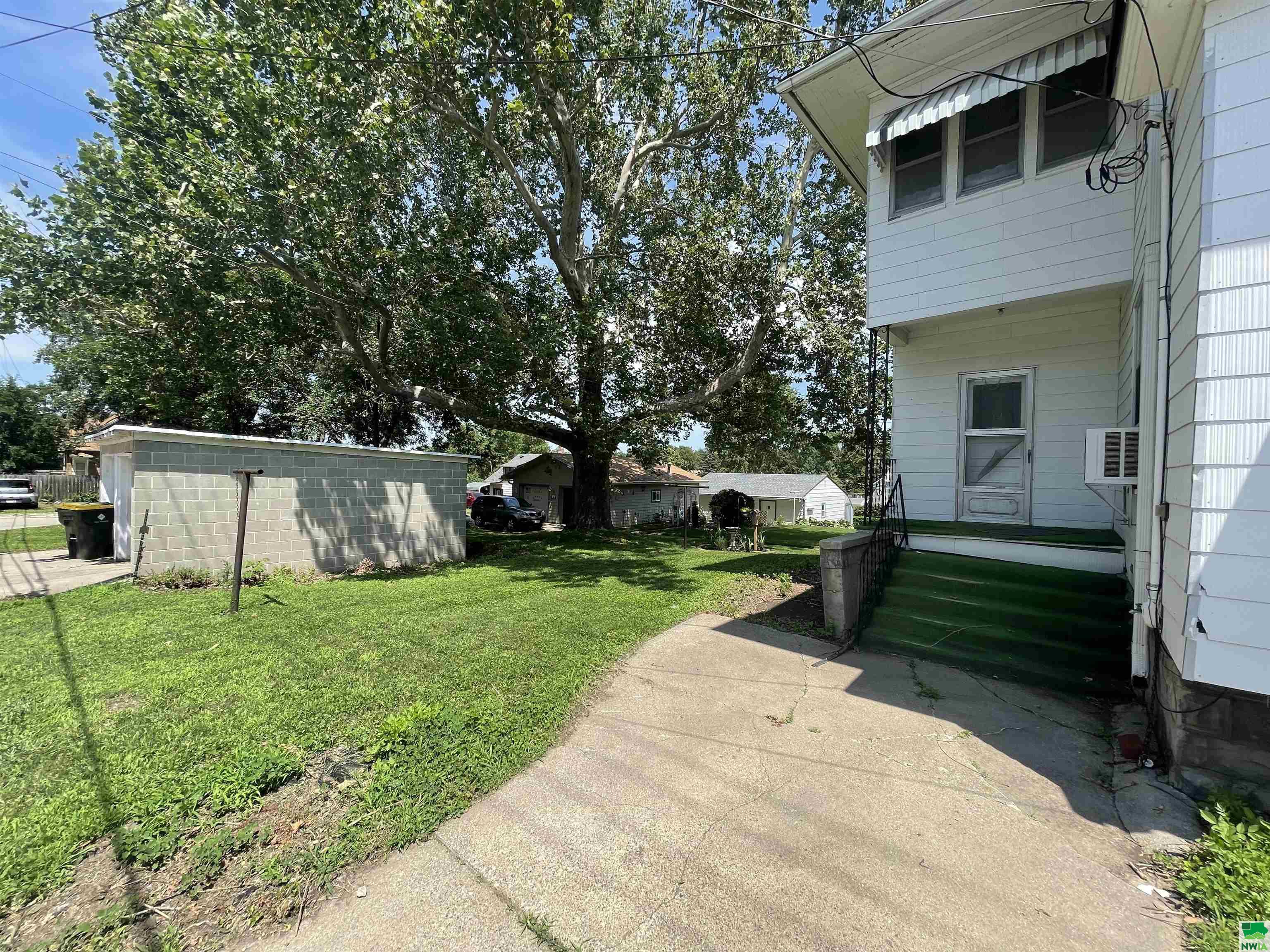 MLS #829418