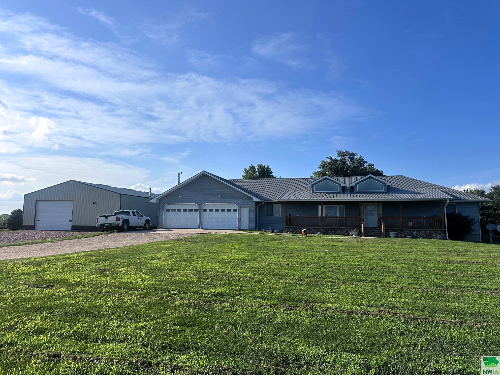 57069 876 Rd, Laurel, NE 68745 