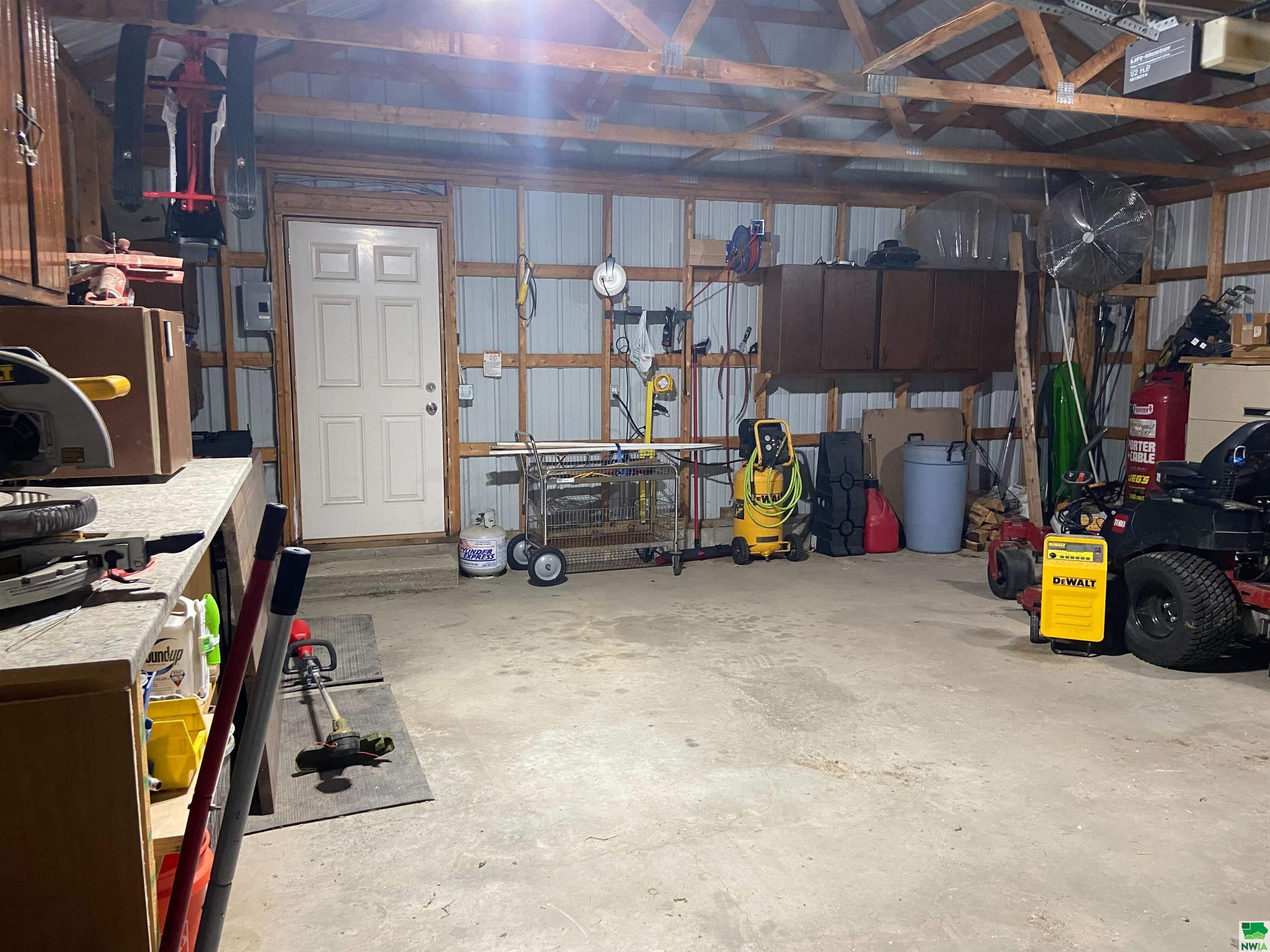 MLS #829422