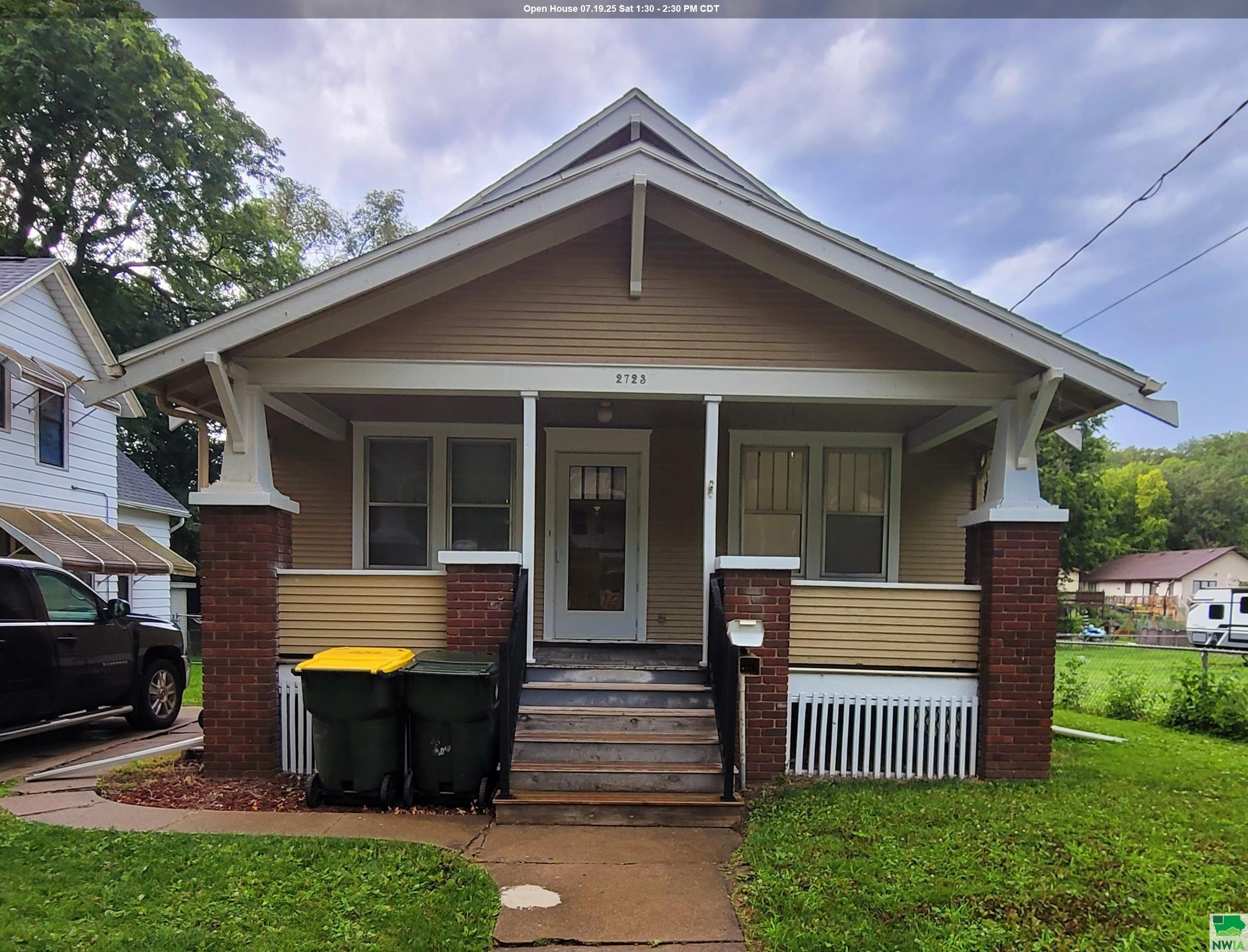 2723 PROSPECT ST, Sioux City, IA 51104 