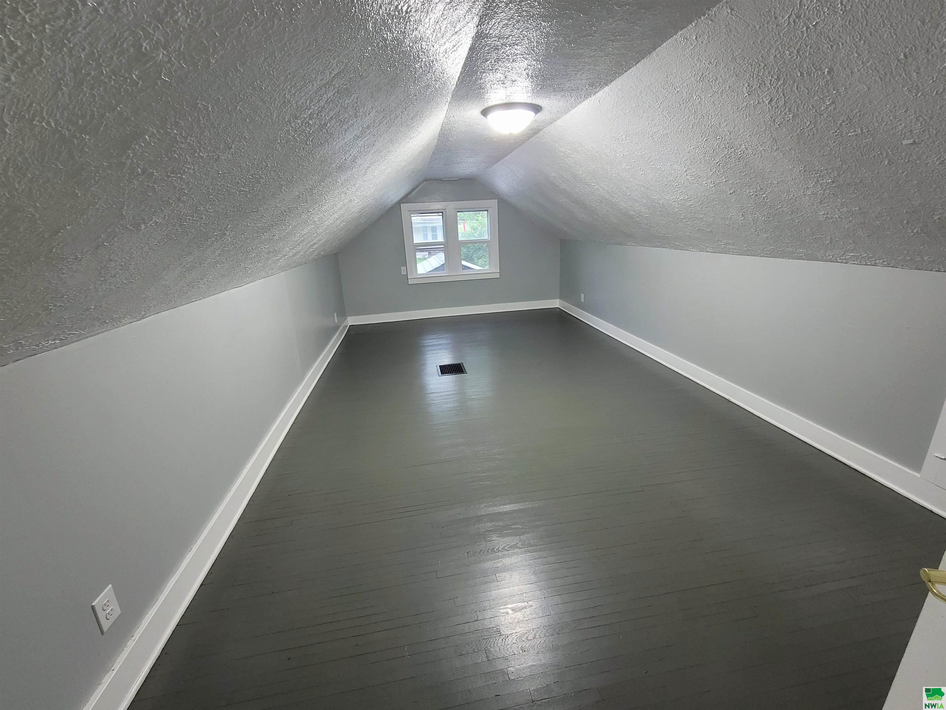 MLS #829433