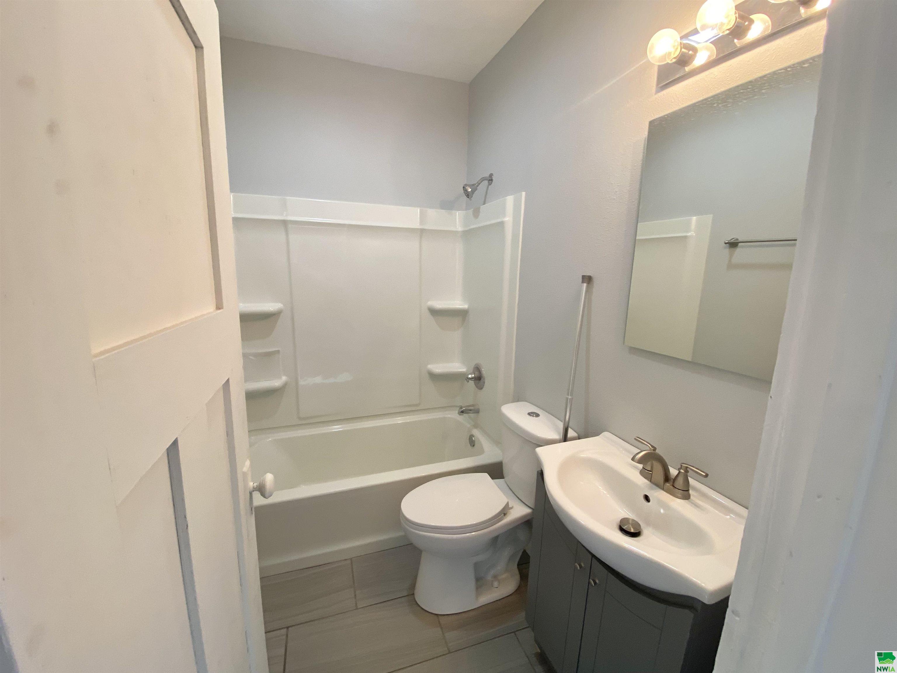 MLS #829442