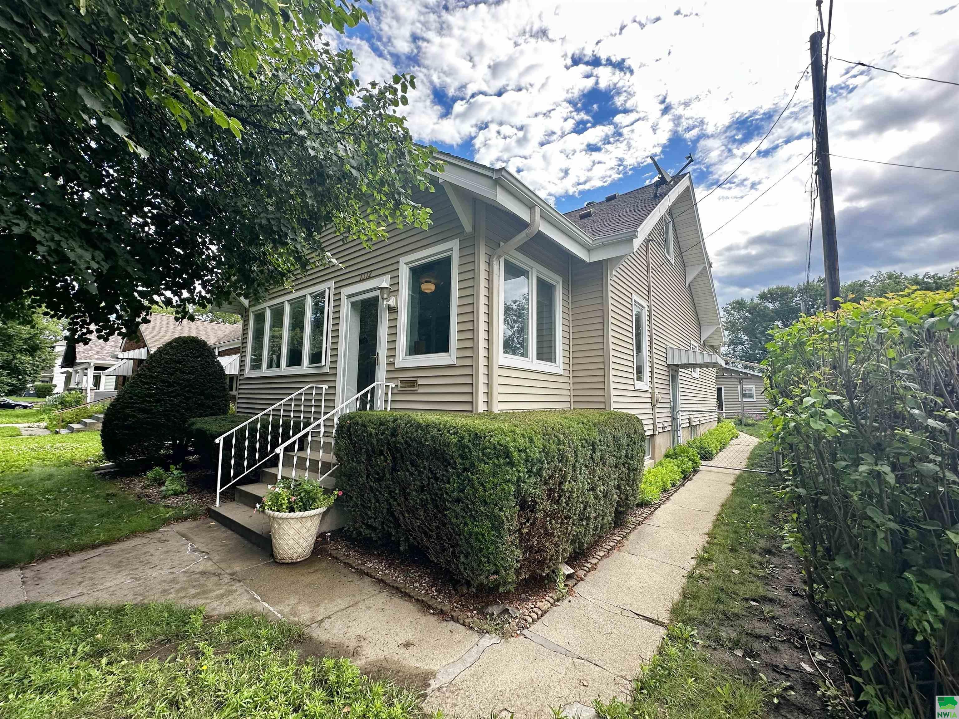 1312 GLASS ST S, Sioux City, IA 51106 