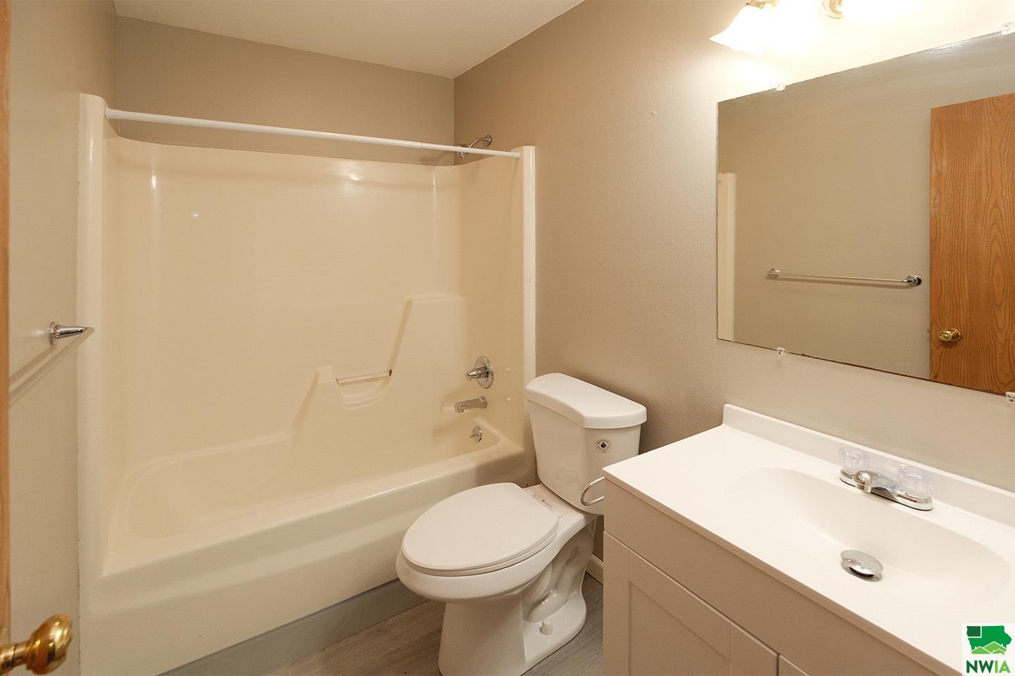 MLS #829448
