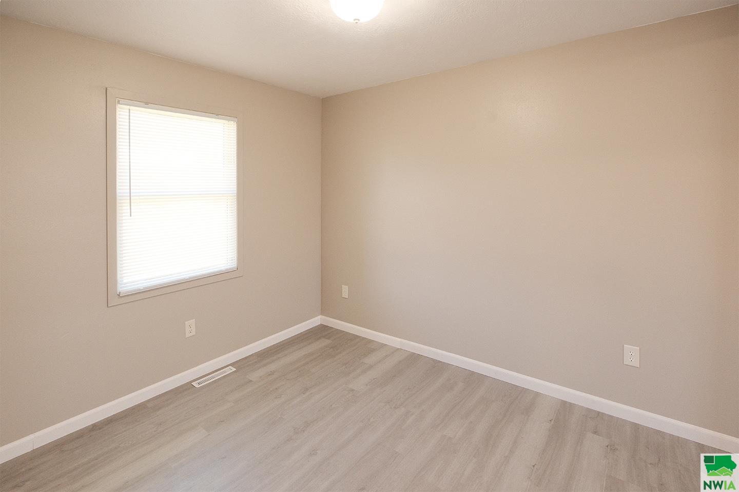 MLS #829448