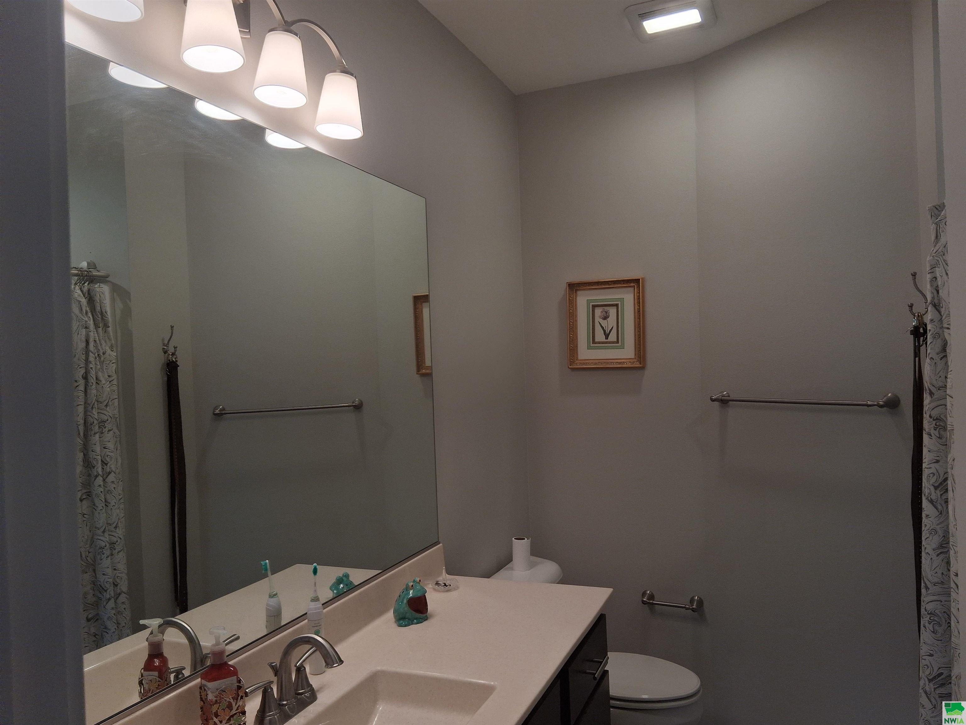 MLS #829449