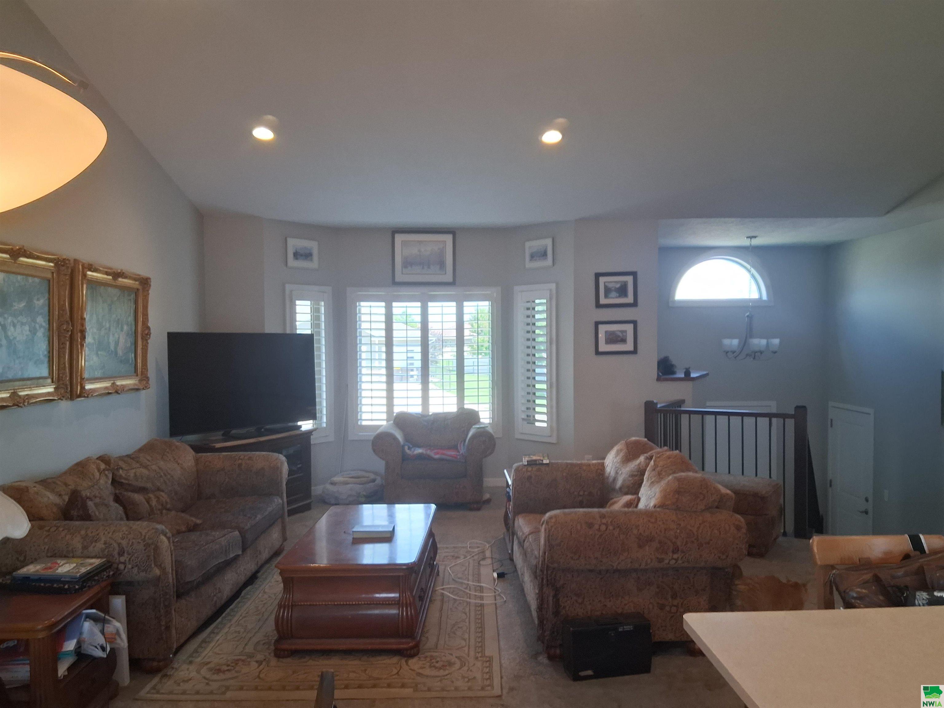 MLS #829449