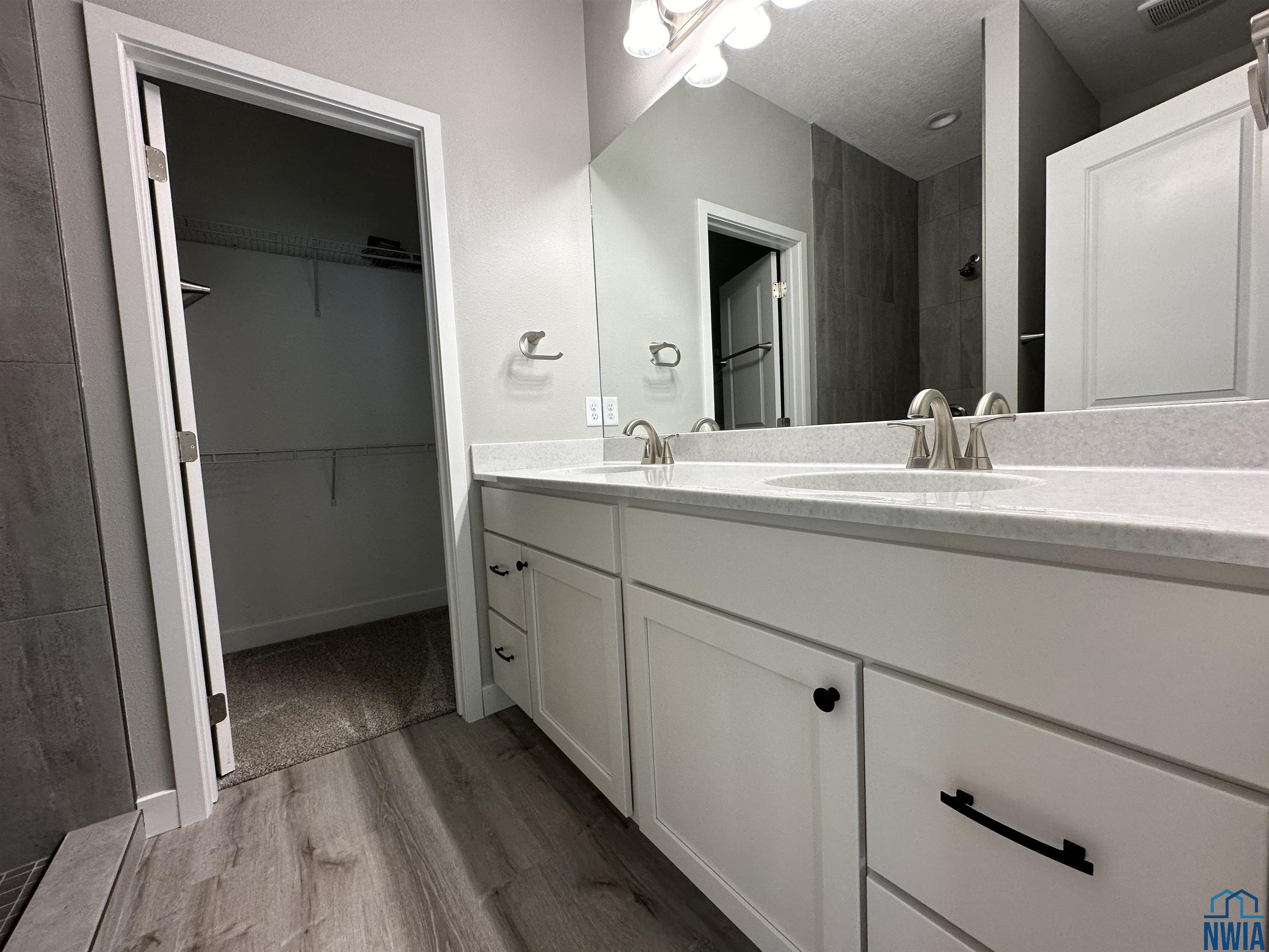 MLS #829450