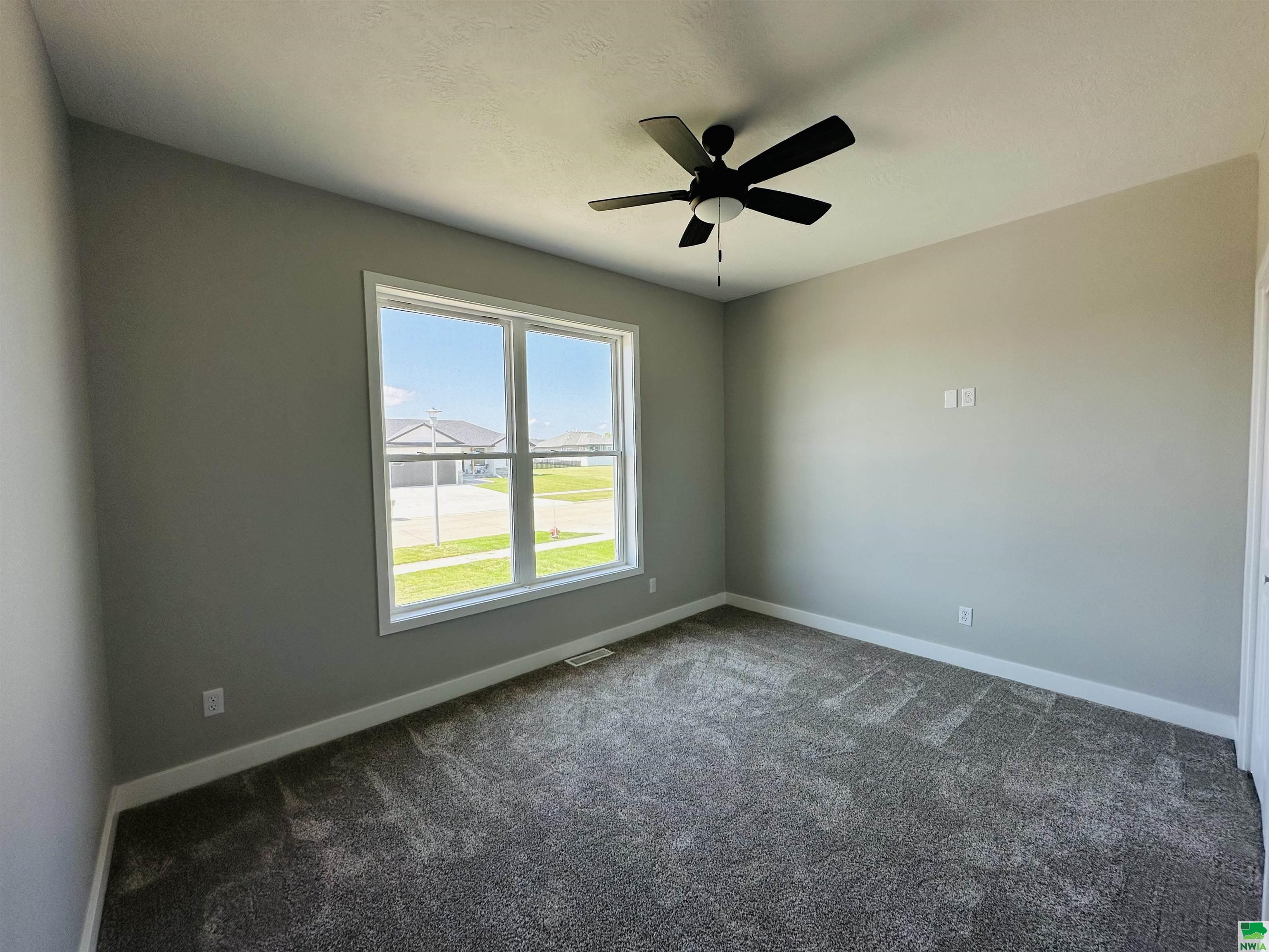 MLS #829450