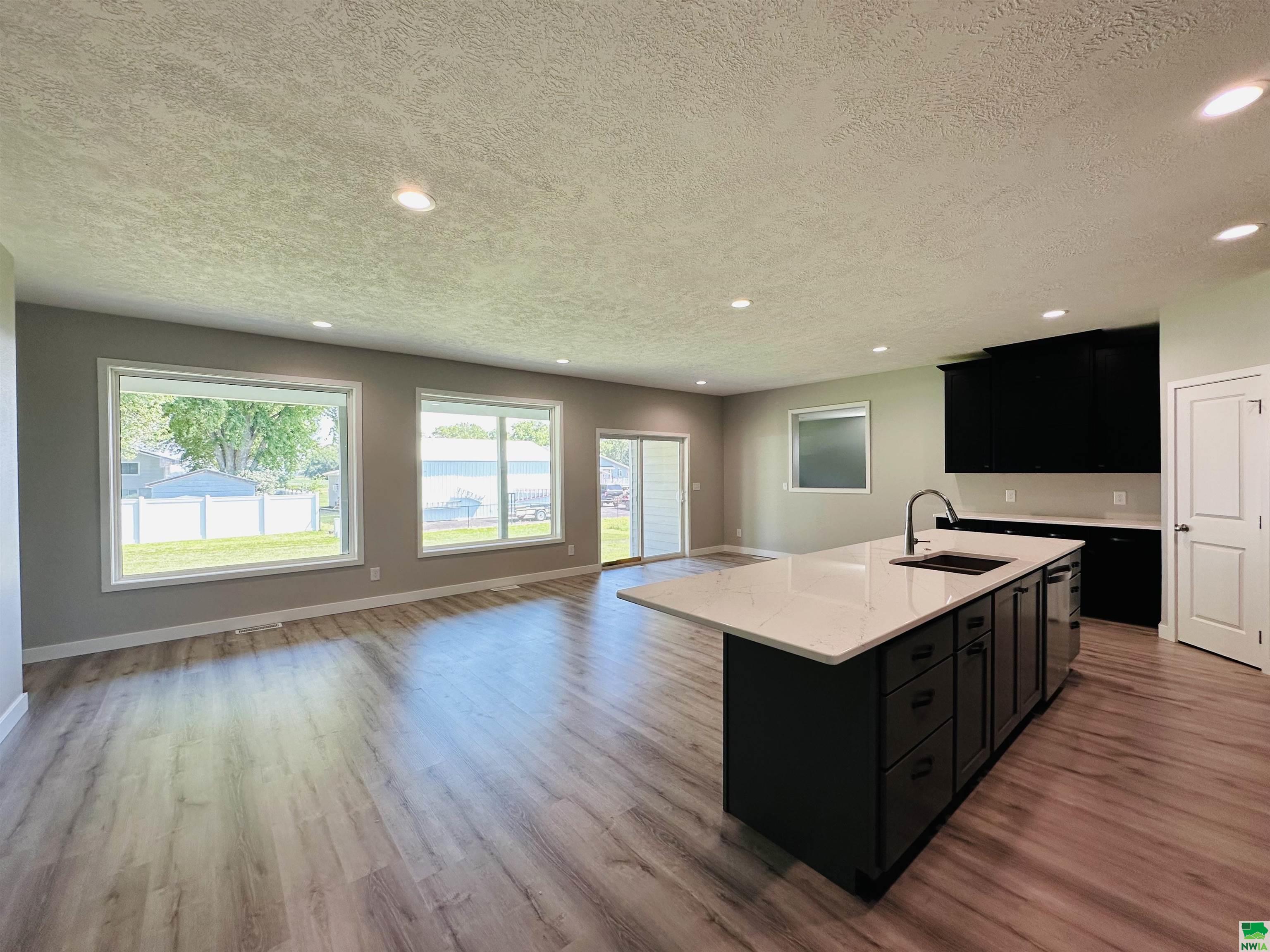 MLS #829450