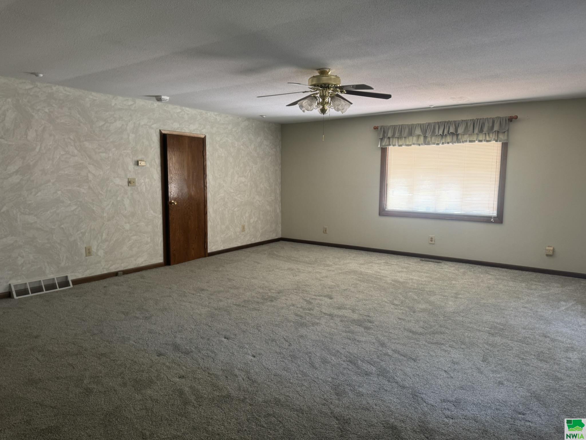 MLS #829453