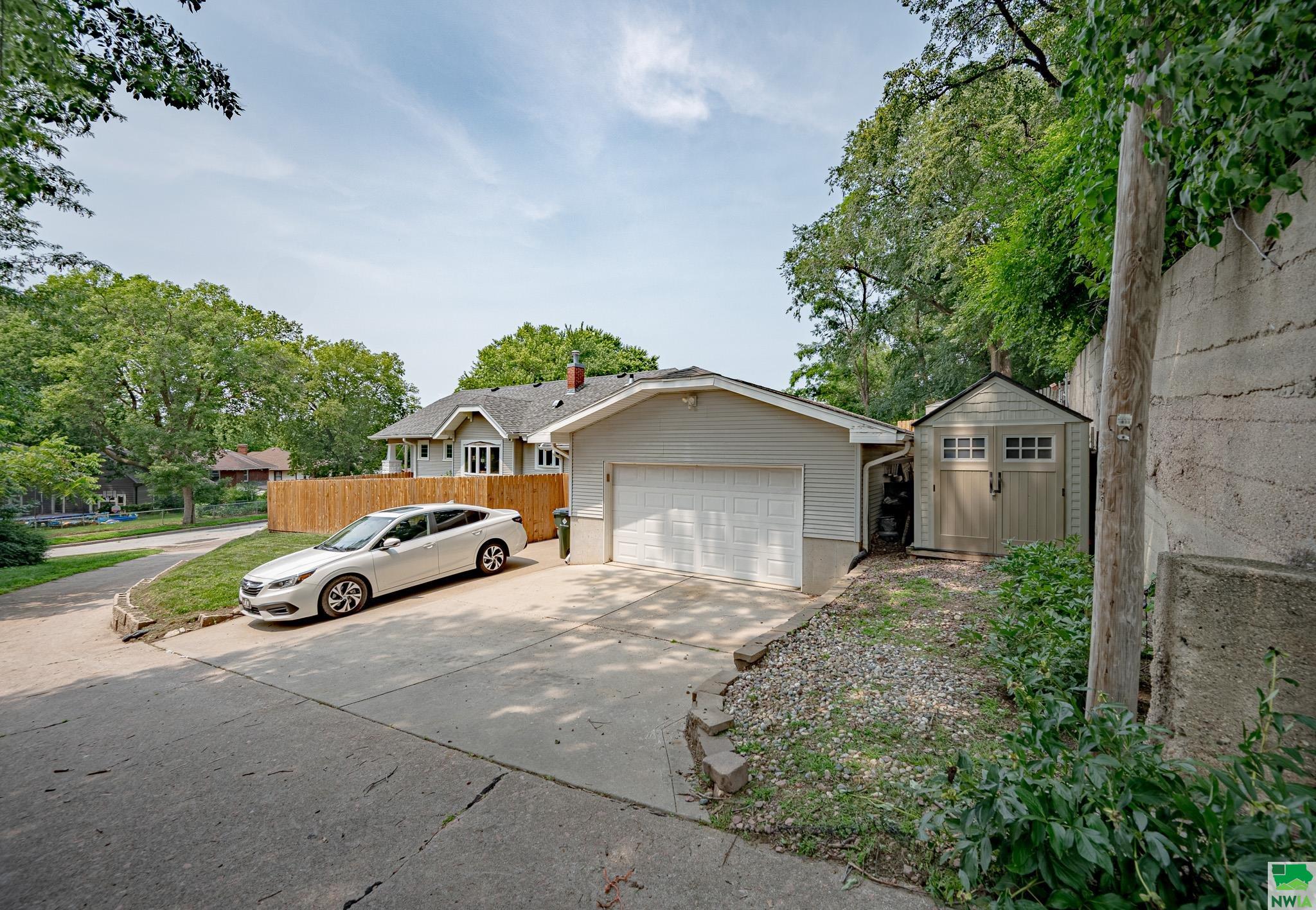 MLS #829454