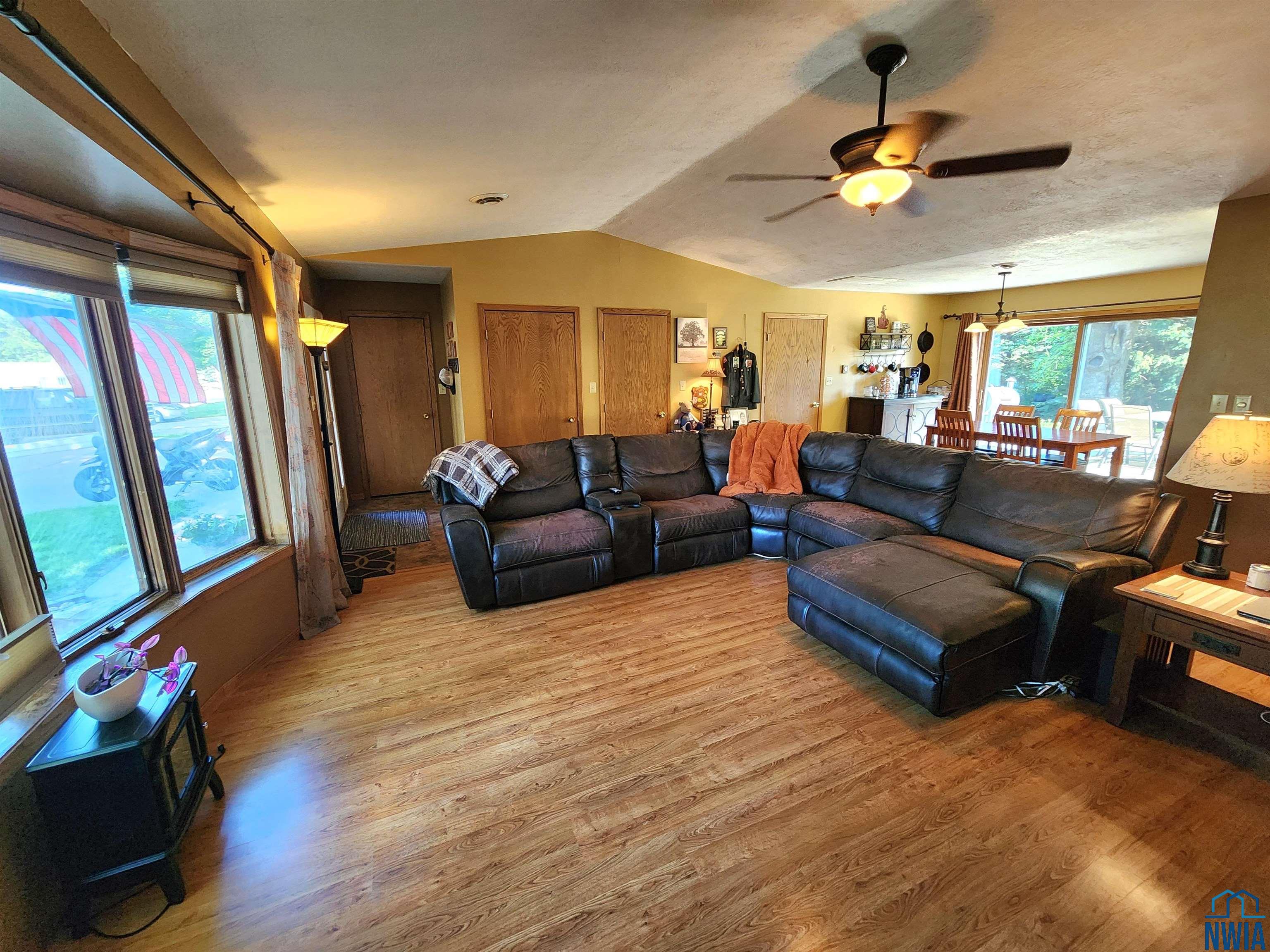 MLS #829460