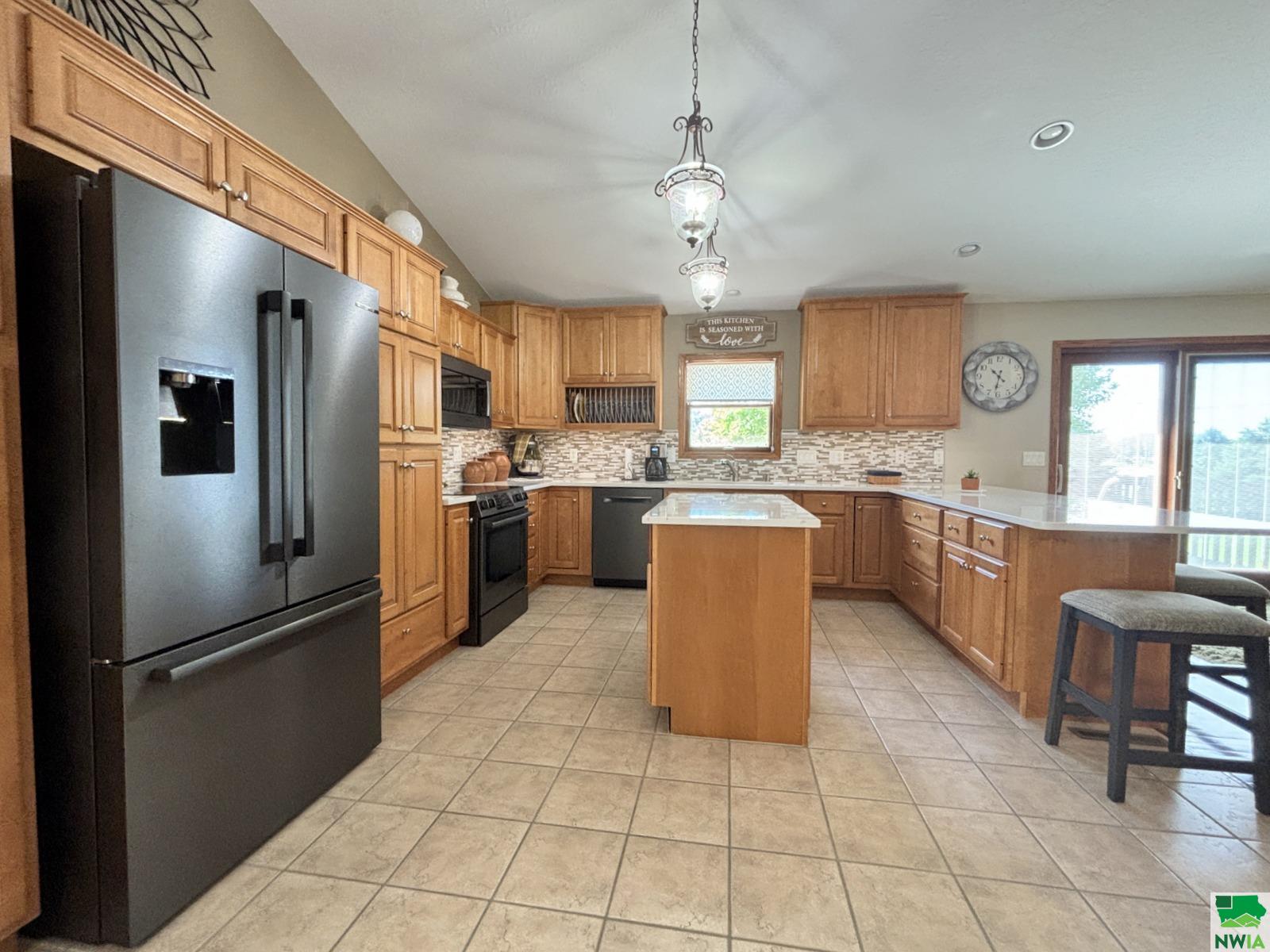 MLS #829464