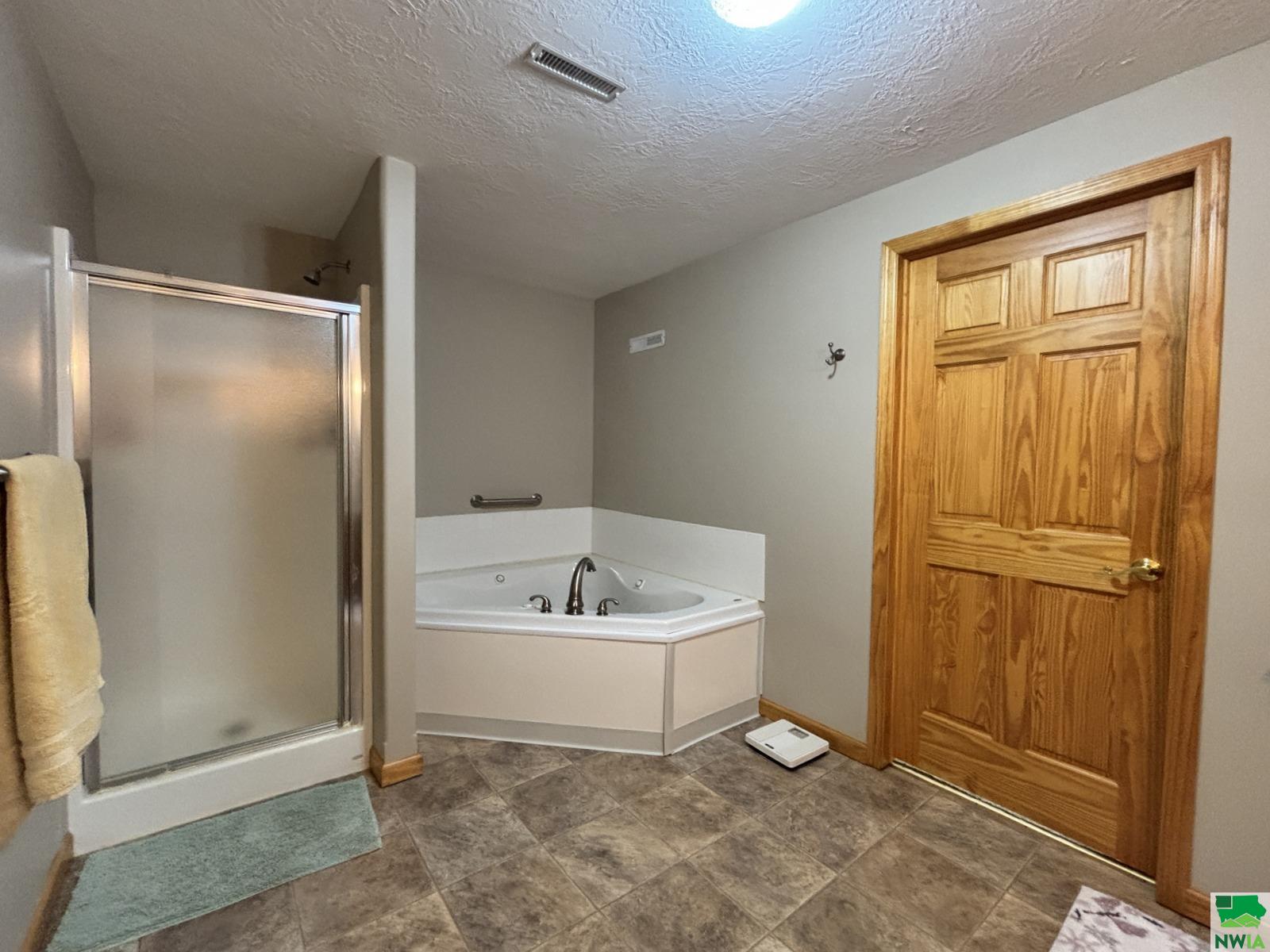 MLS #829464