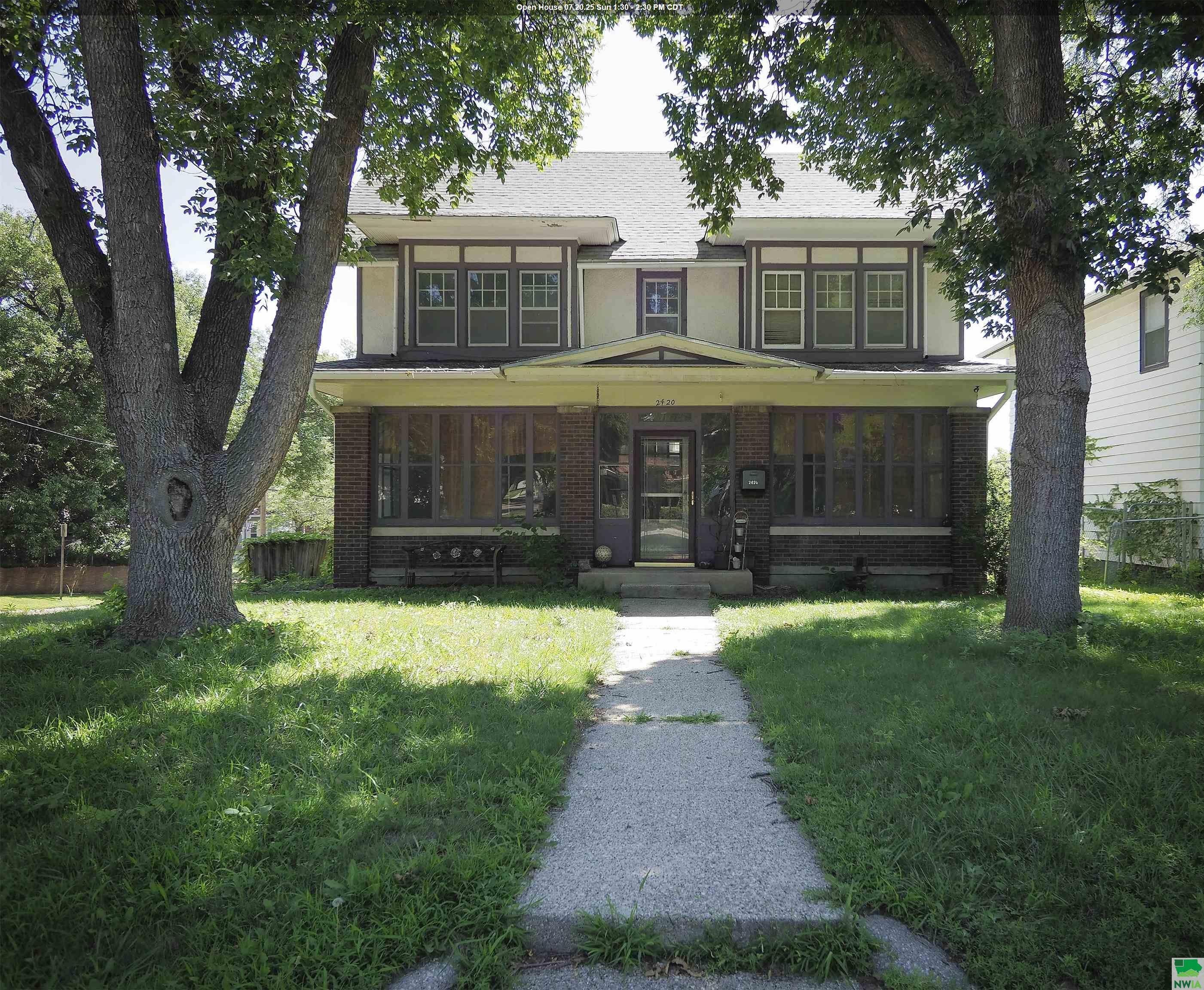 2420 JACKSON ST, Sioux City, IA 51104 