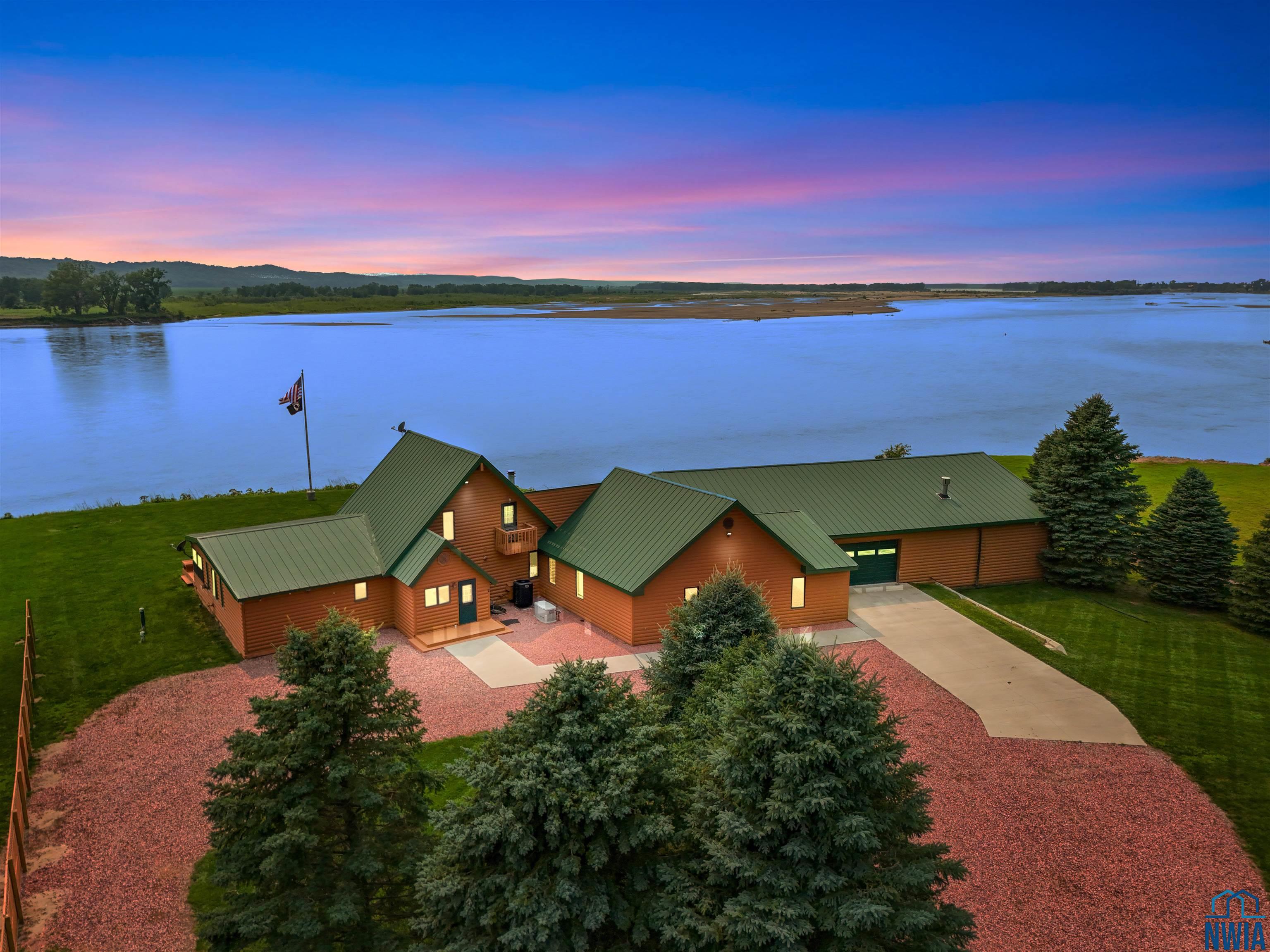 32233 Ponderosa Dr, Burbank, SD 57010 