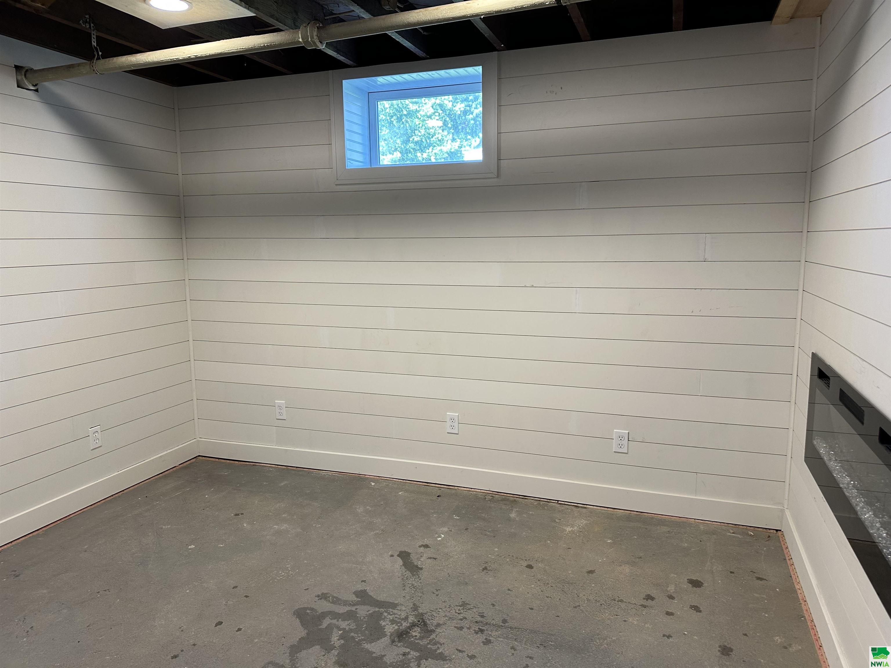 MLS #829489