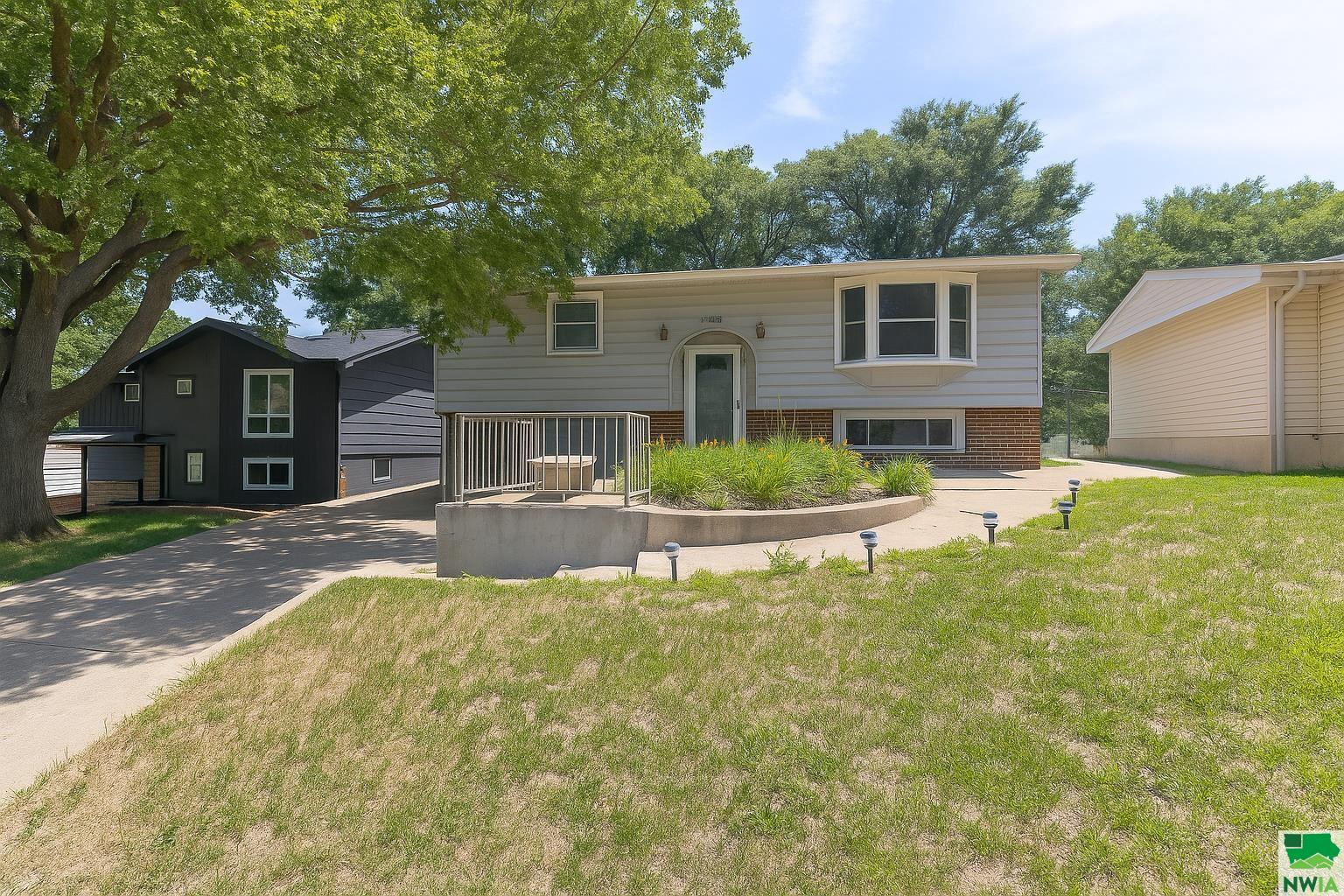 MLS #829491
