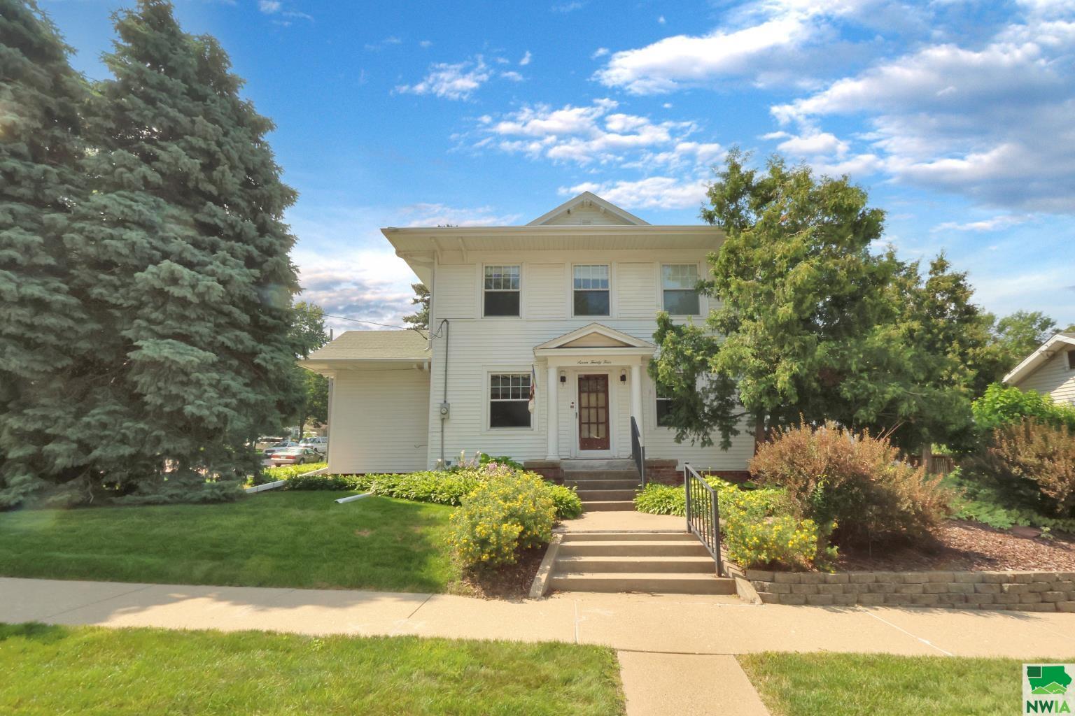 724 33rd Street, Sioux City, IA 51104 