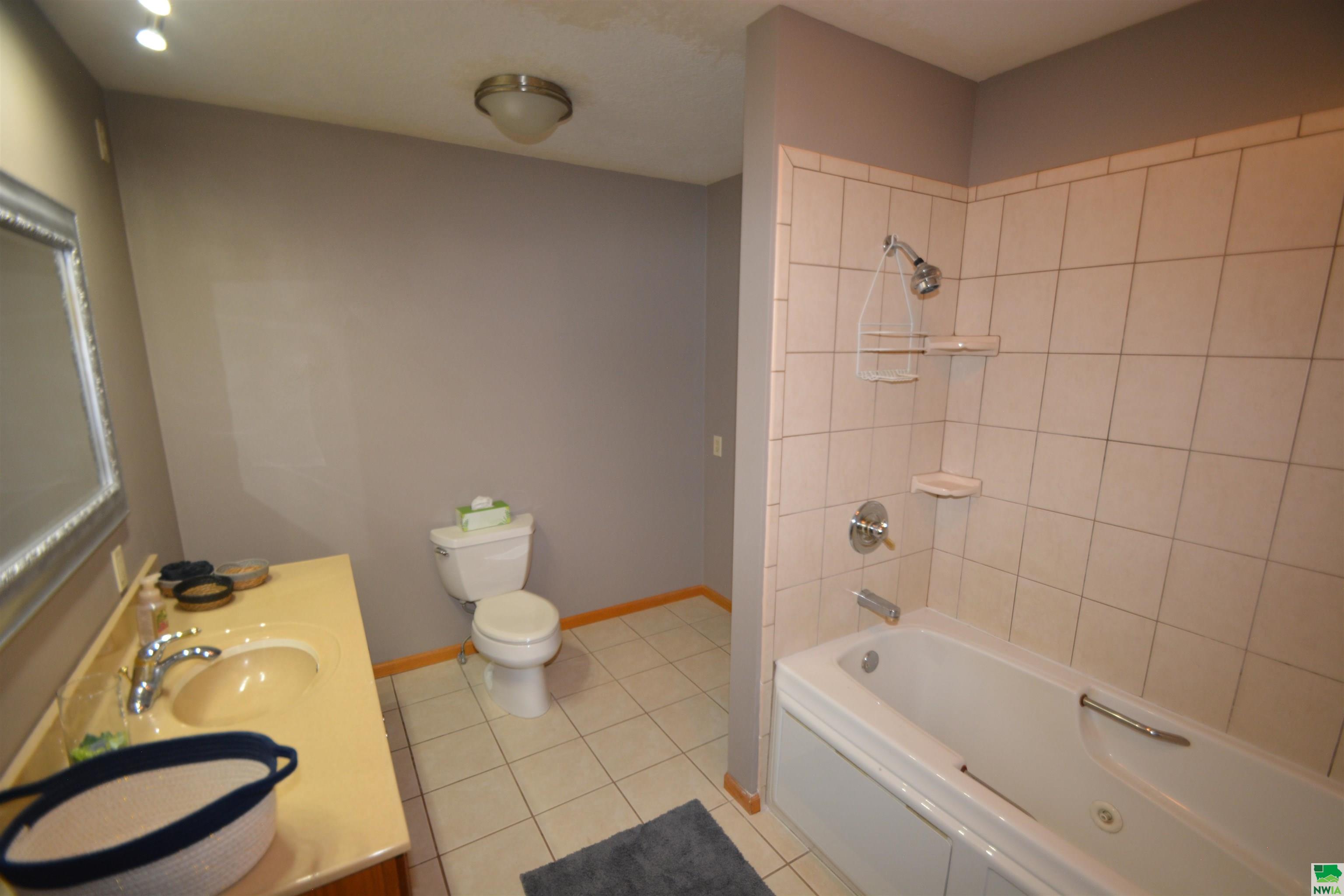 MLS #829509