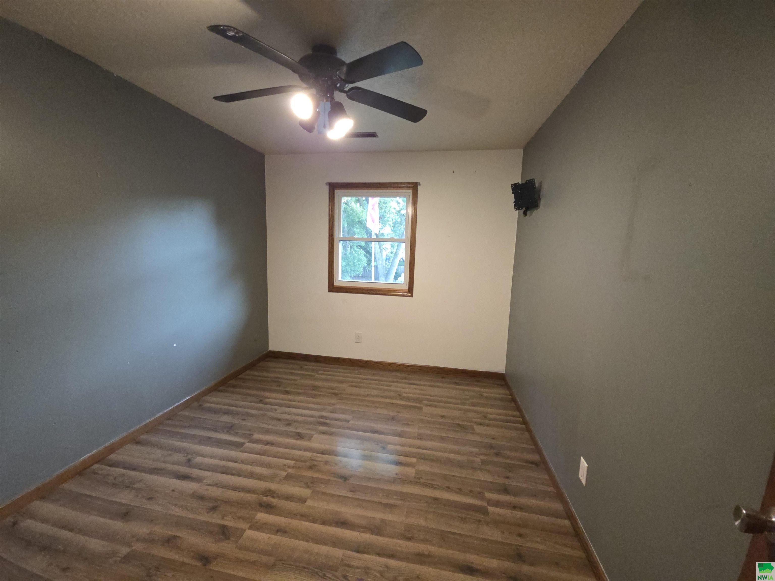 MLS #829516