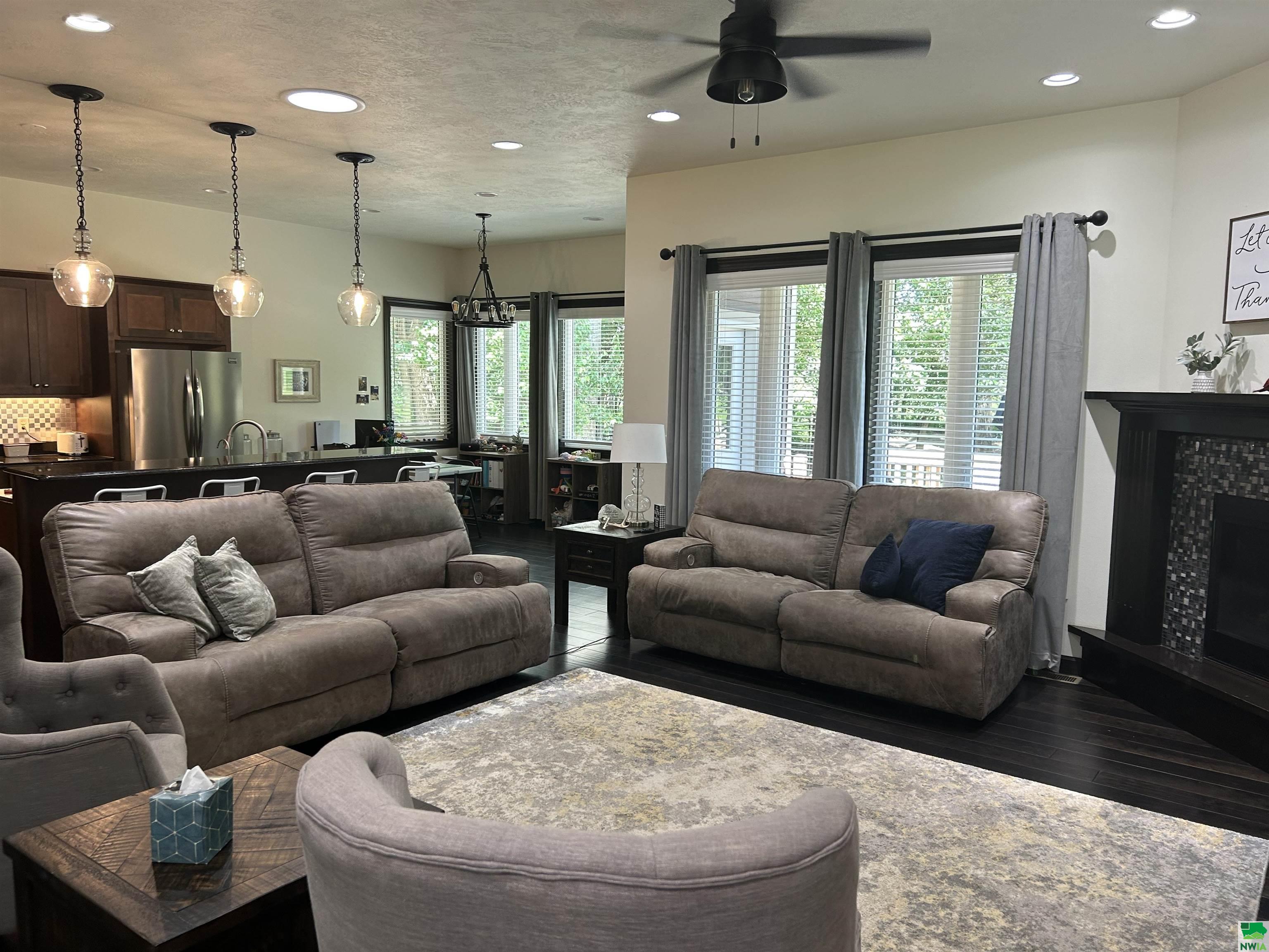 MLS #829517