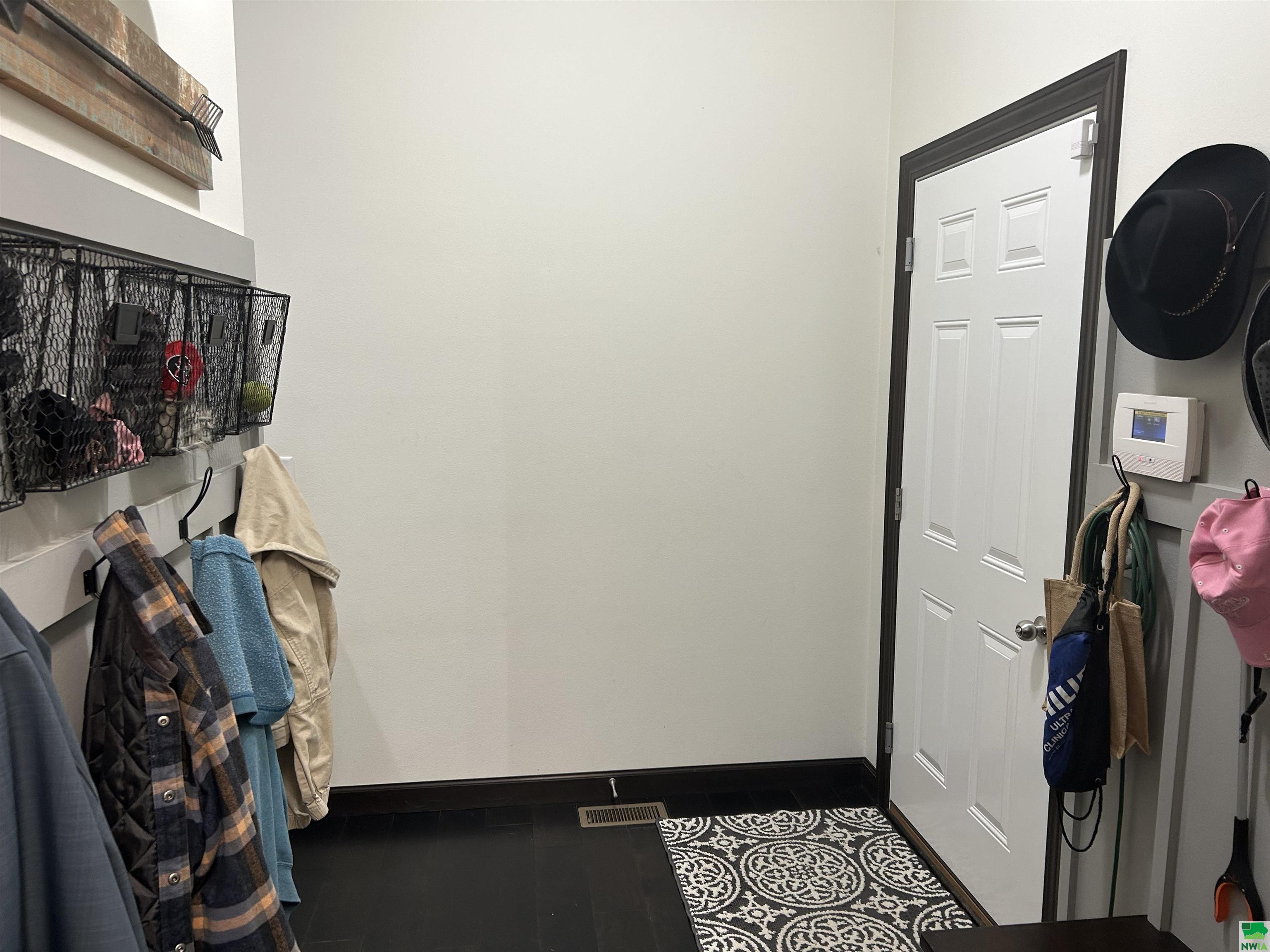 MLS #829517