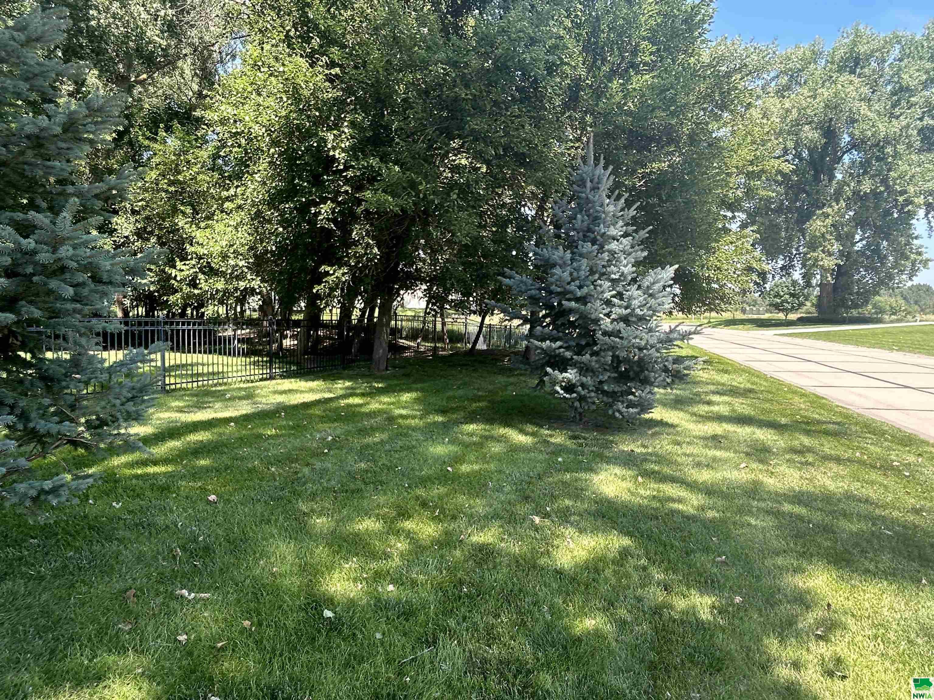 MLS #829517
