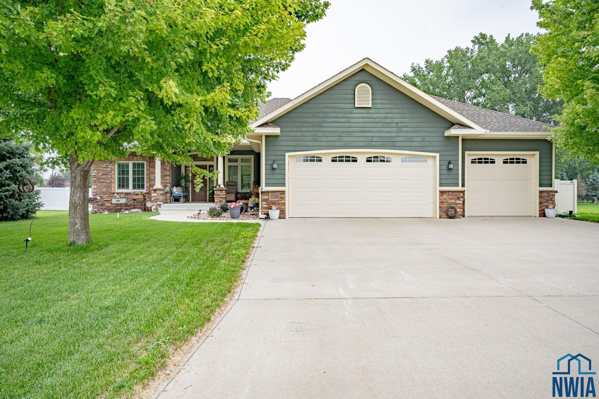 MLS #829518
