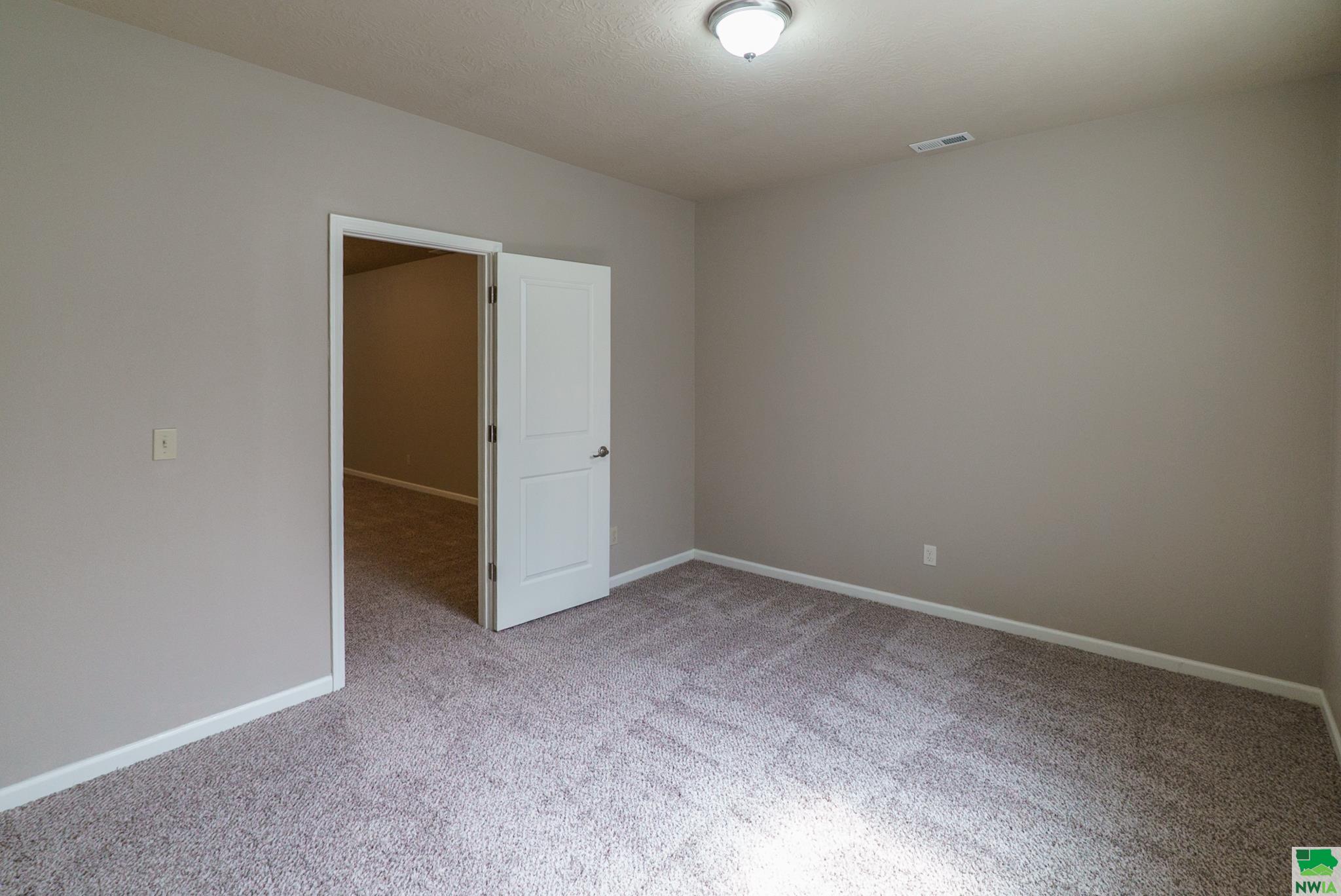 MLS #829519