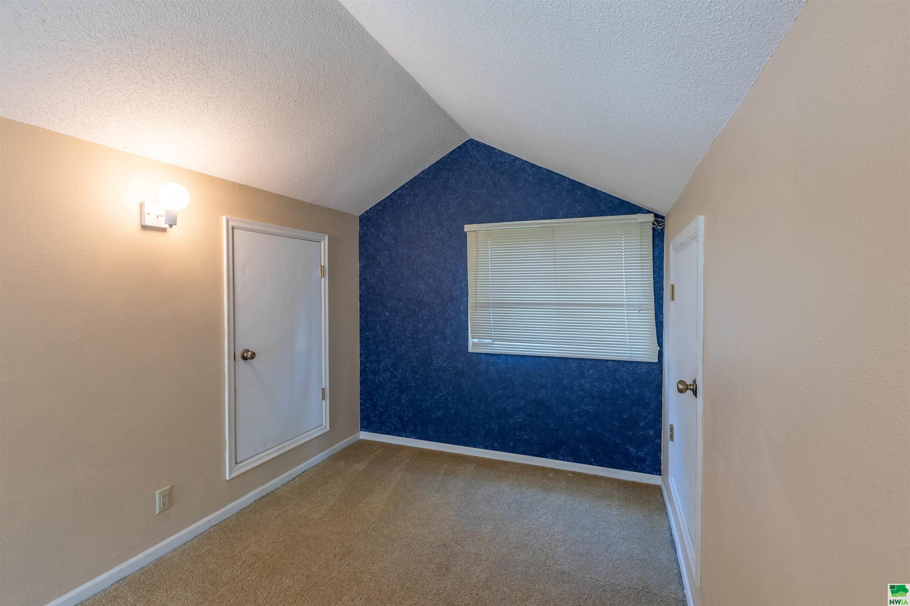 MLS #829520