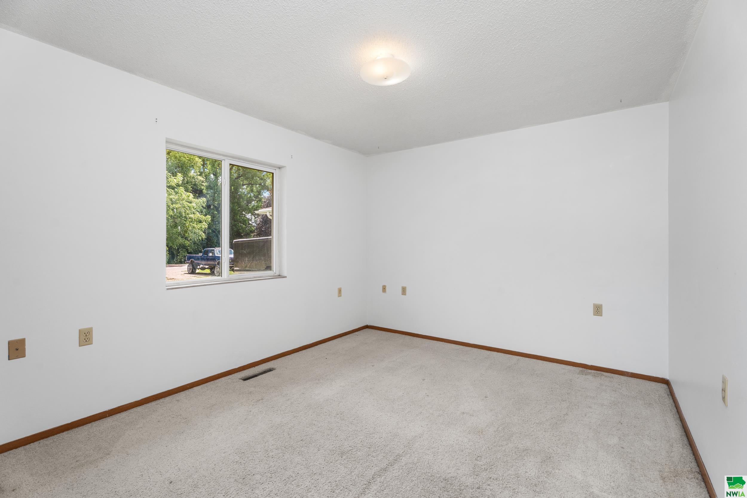 MLS #829523