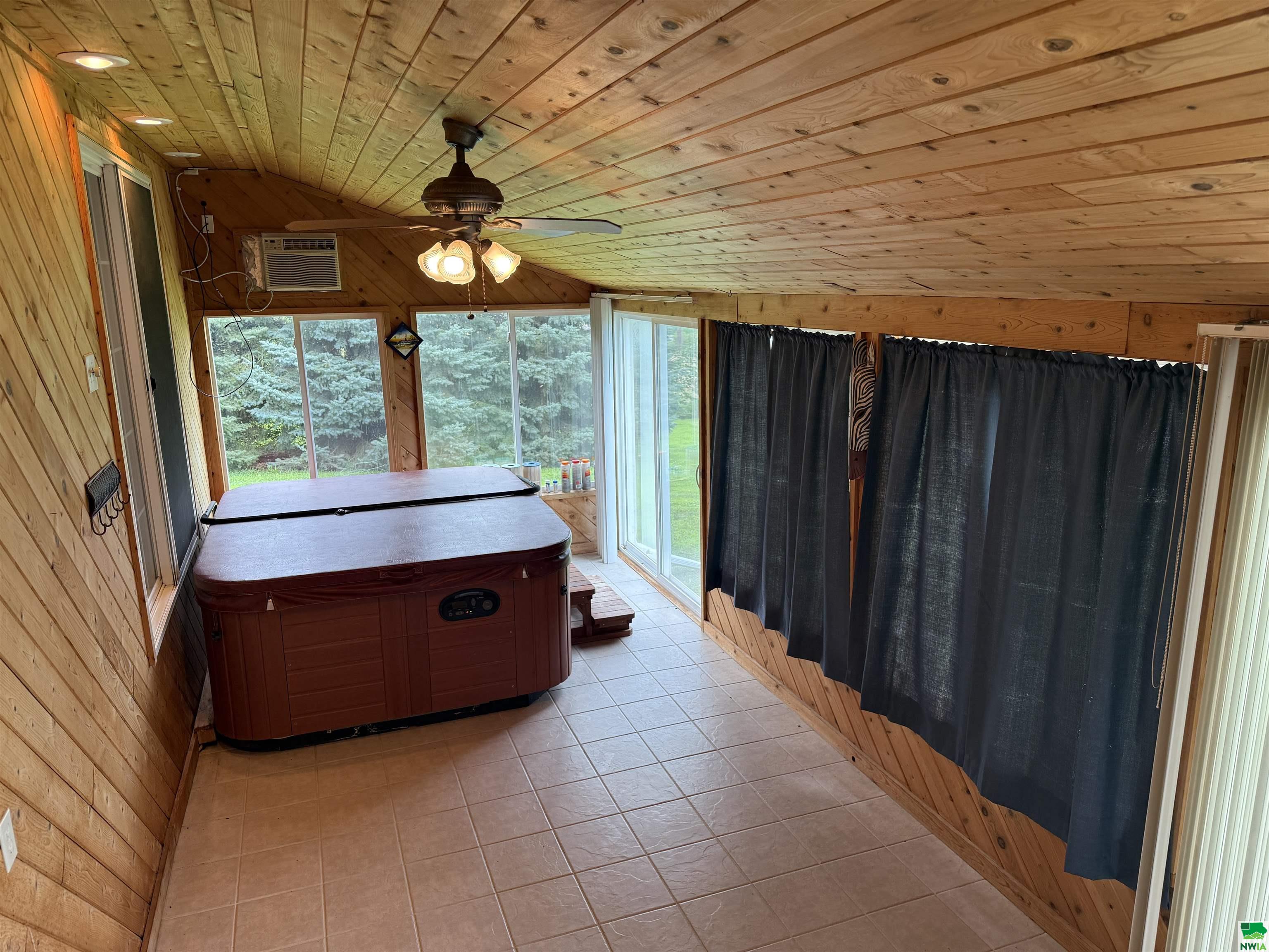 MLS #829530