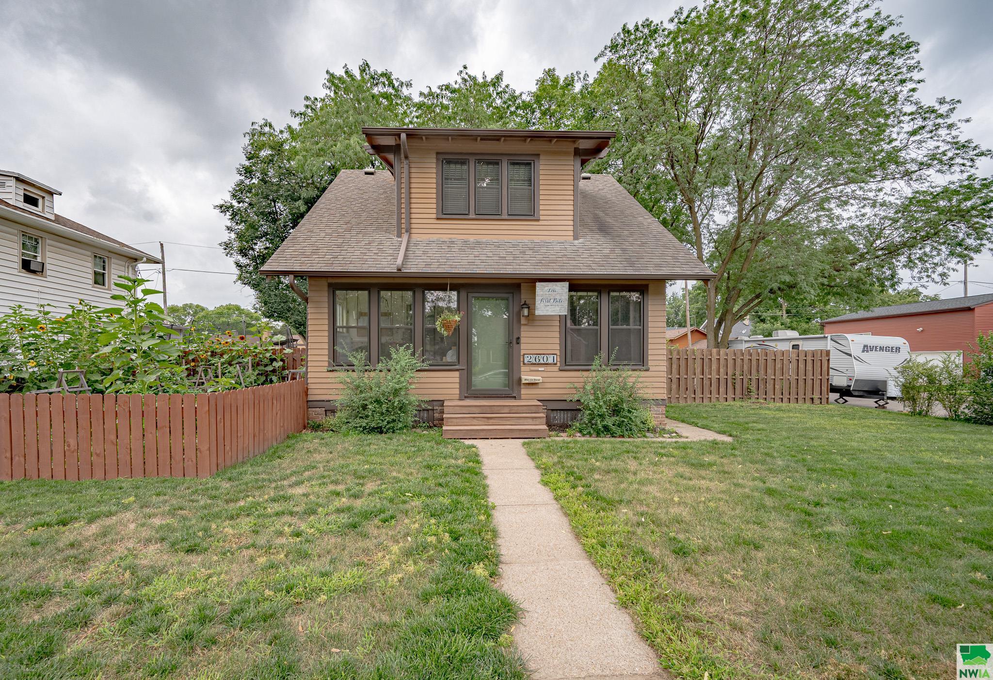 2601 CYPRESS ST S, Sioux City, IA 51106 
