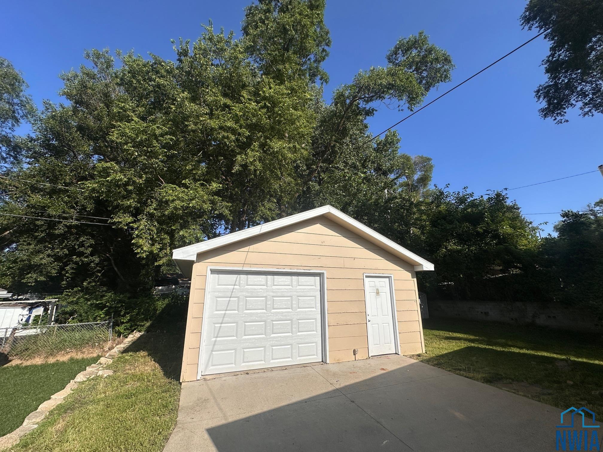 MLS #829537