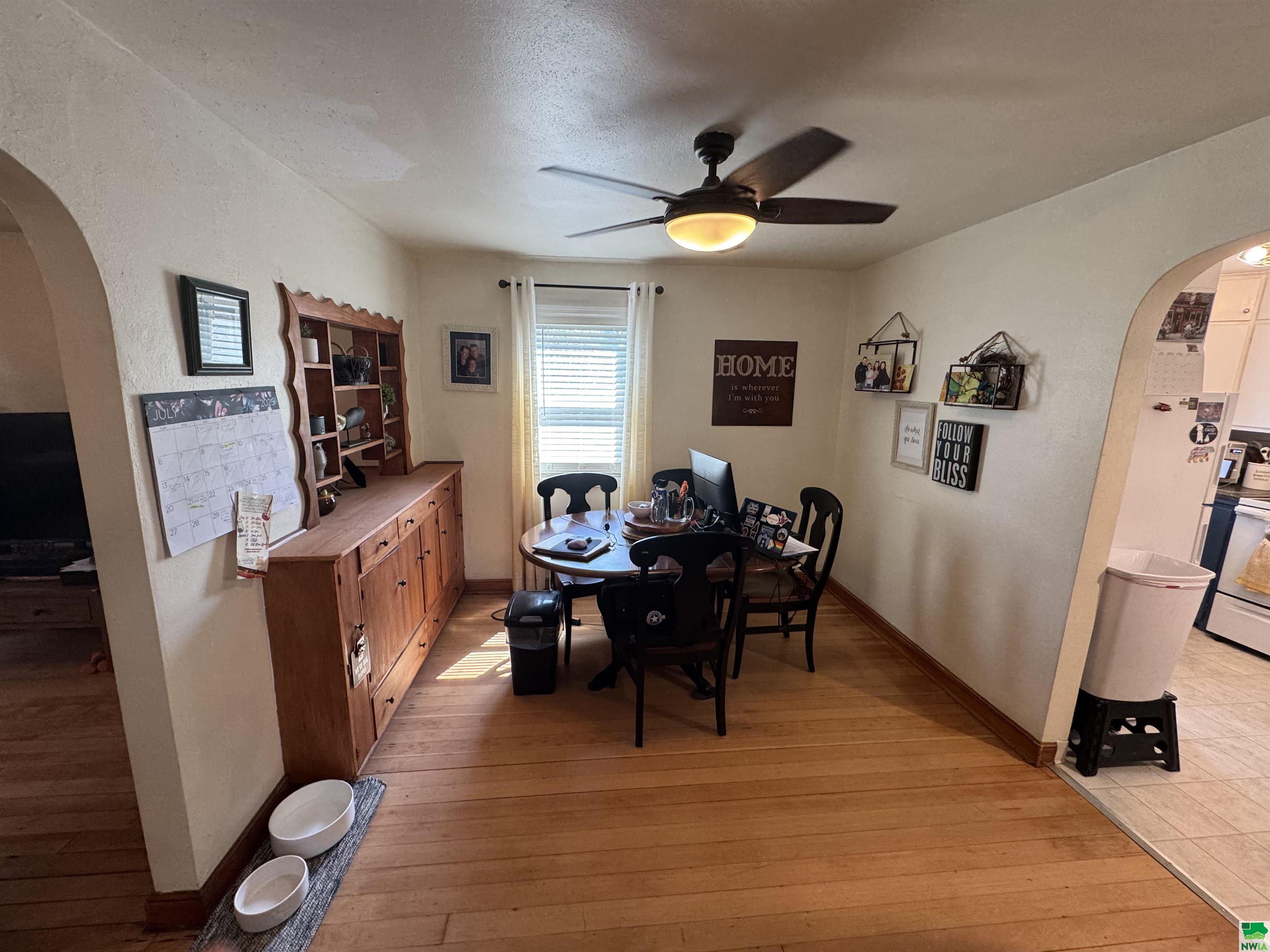 MLS #829544