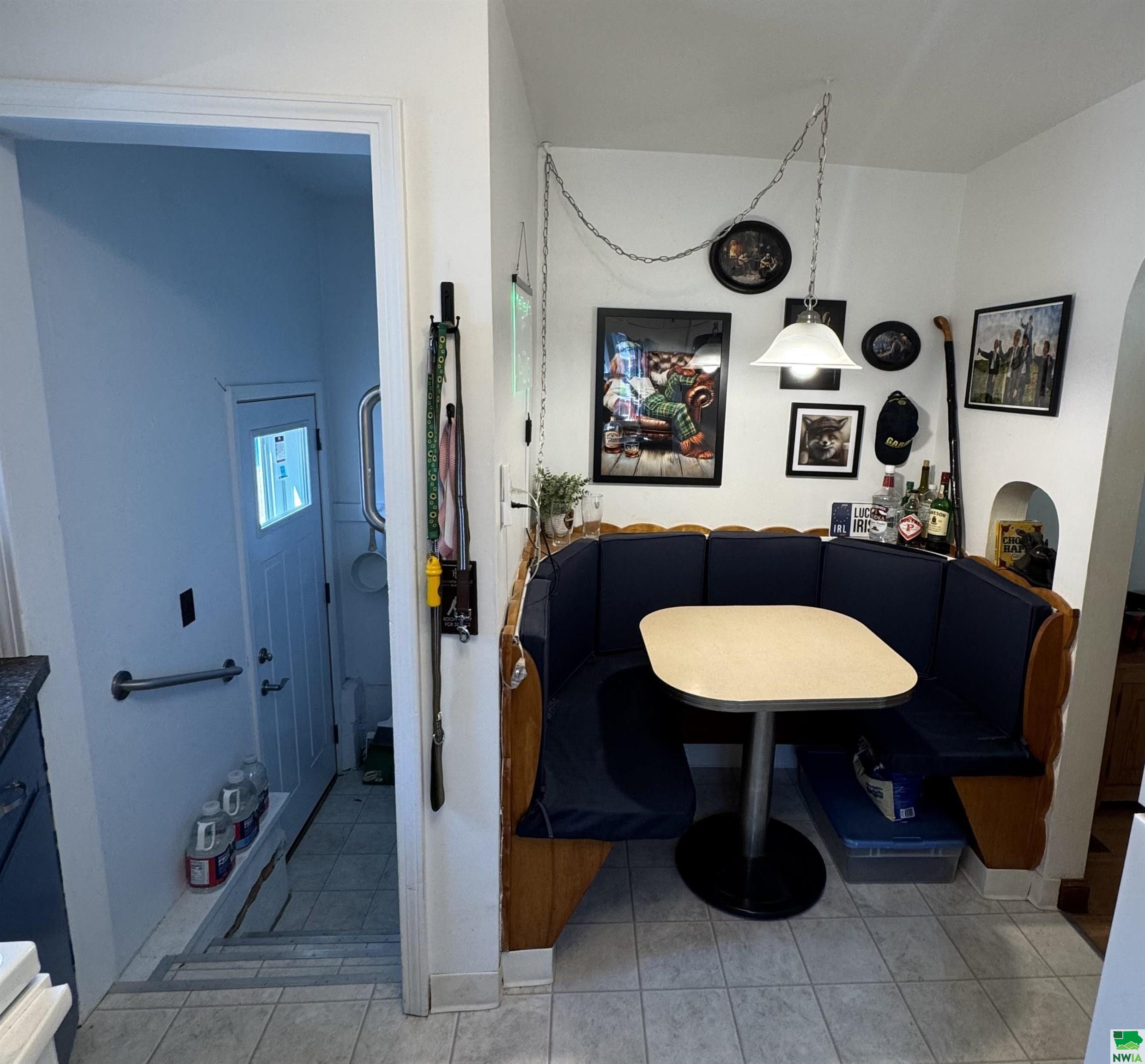 MLS #829544