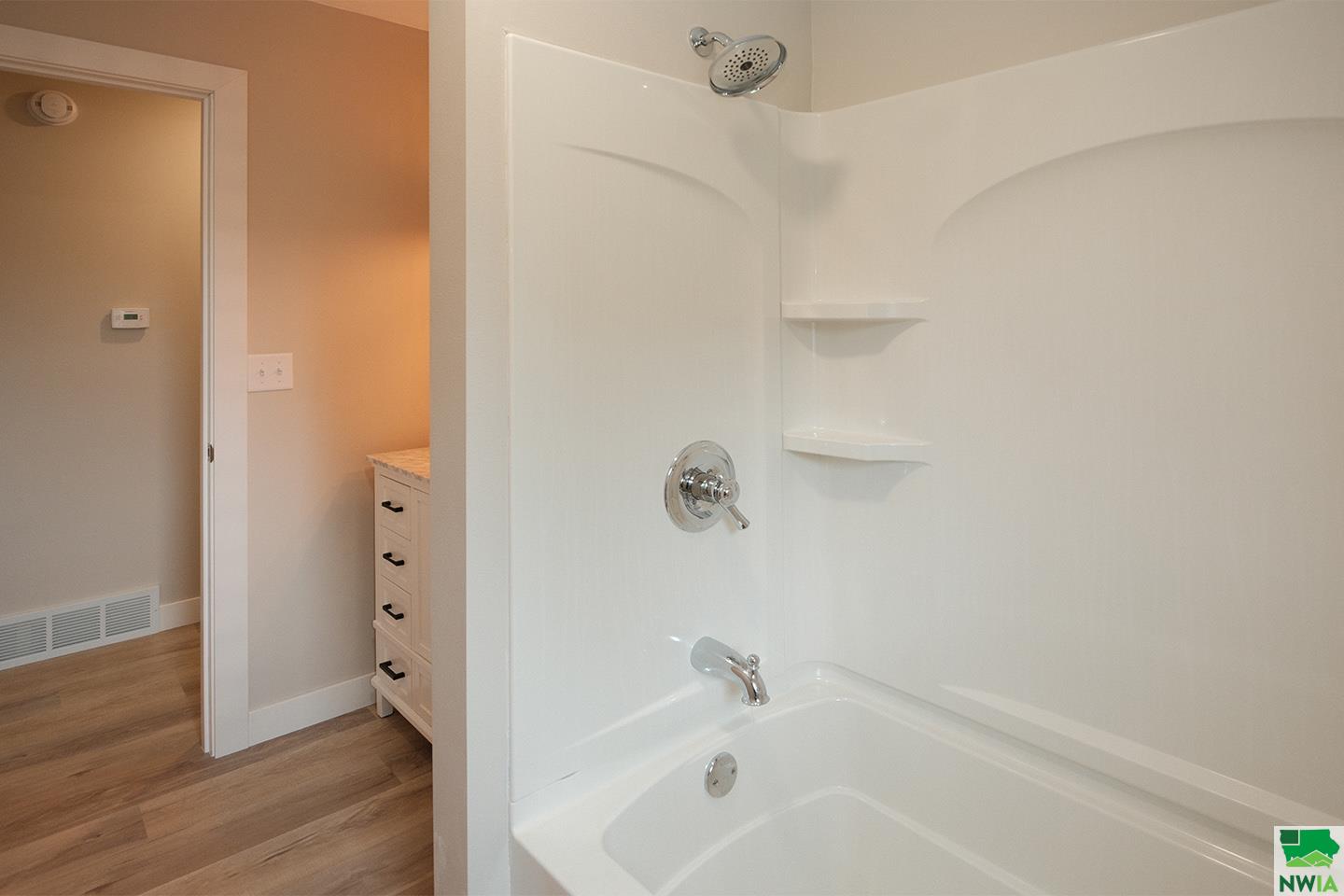 MLS #829551
