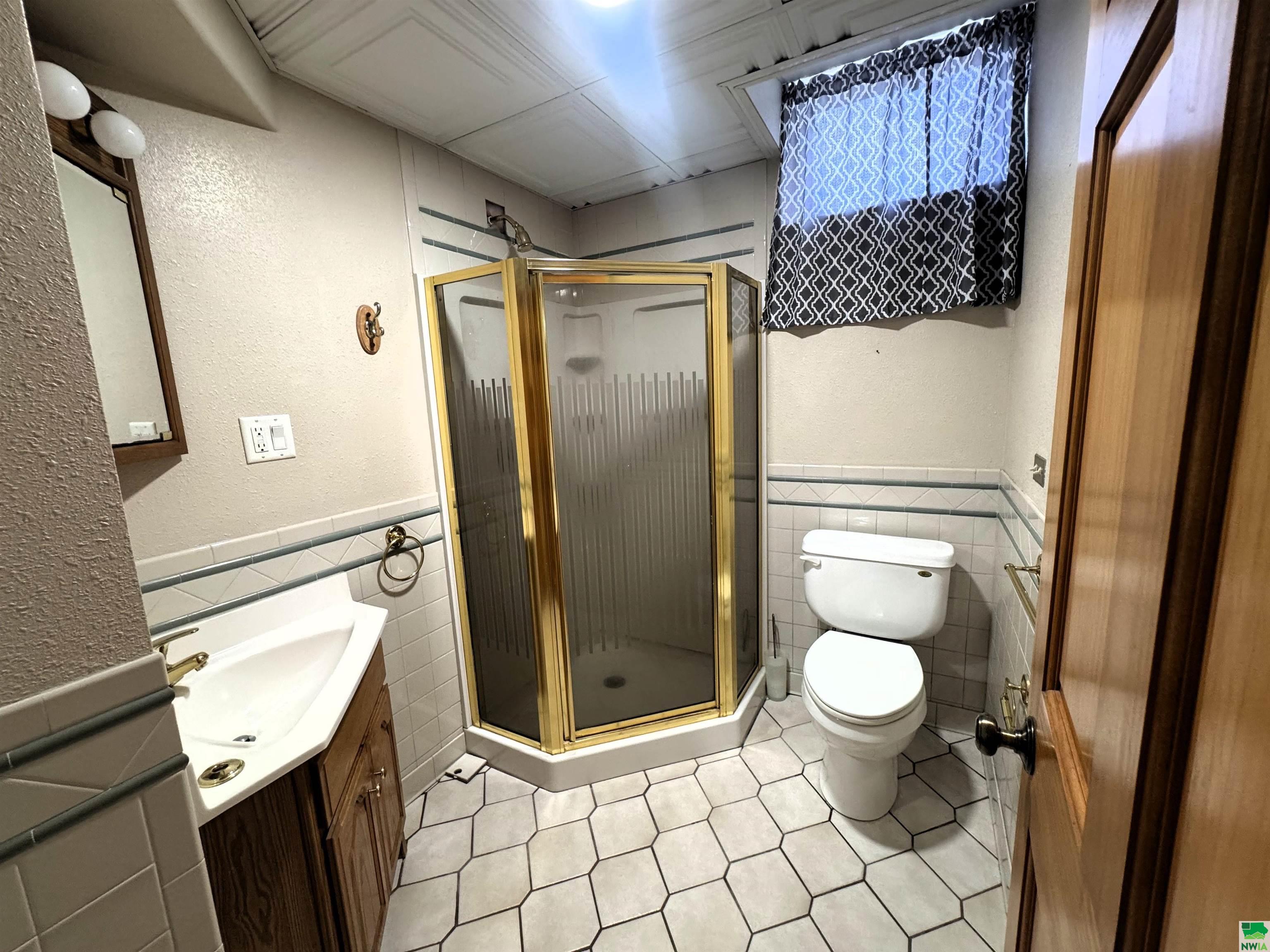 MLS #829555