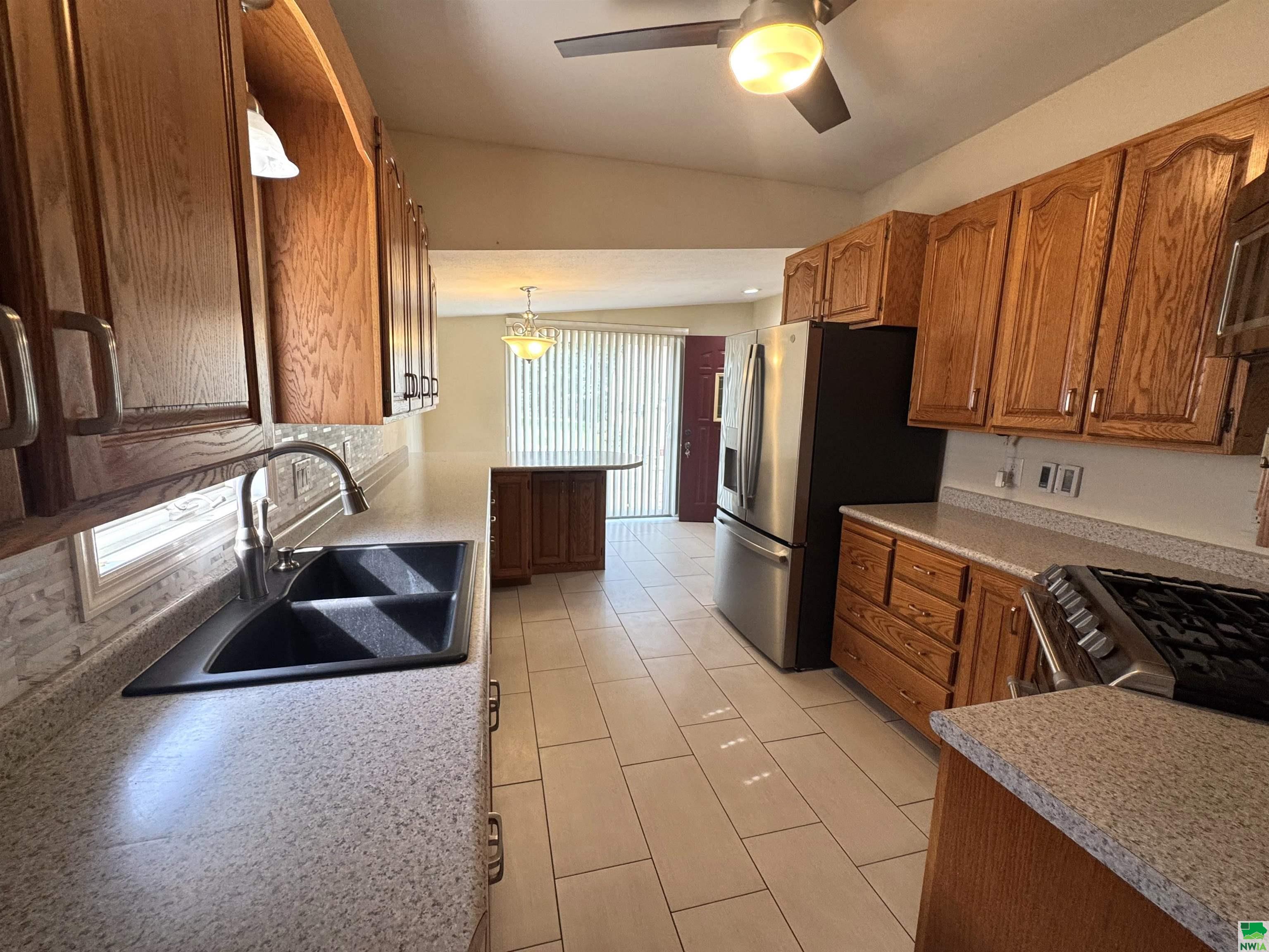 MLS #829555