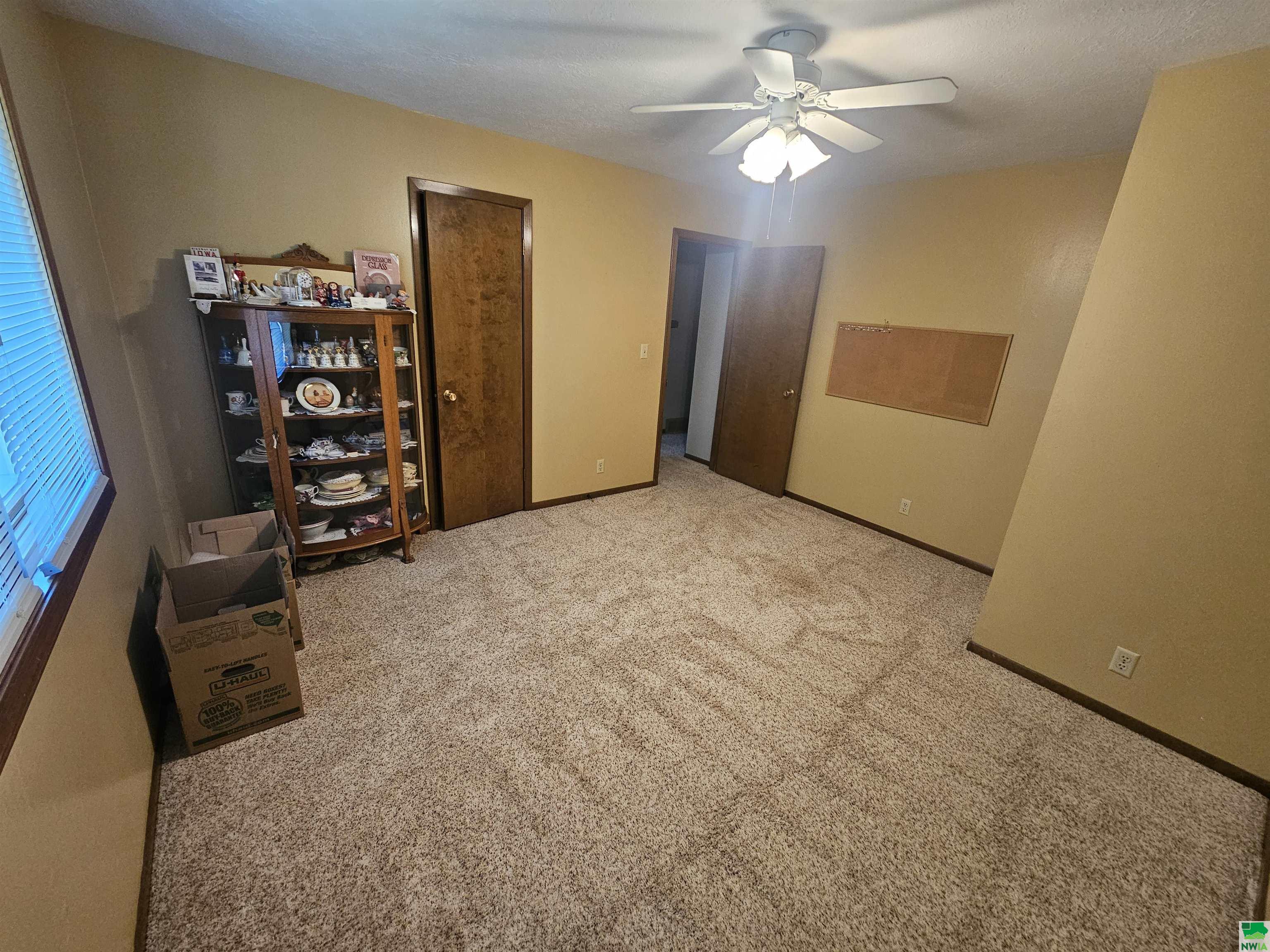 MLS #829560