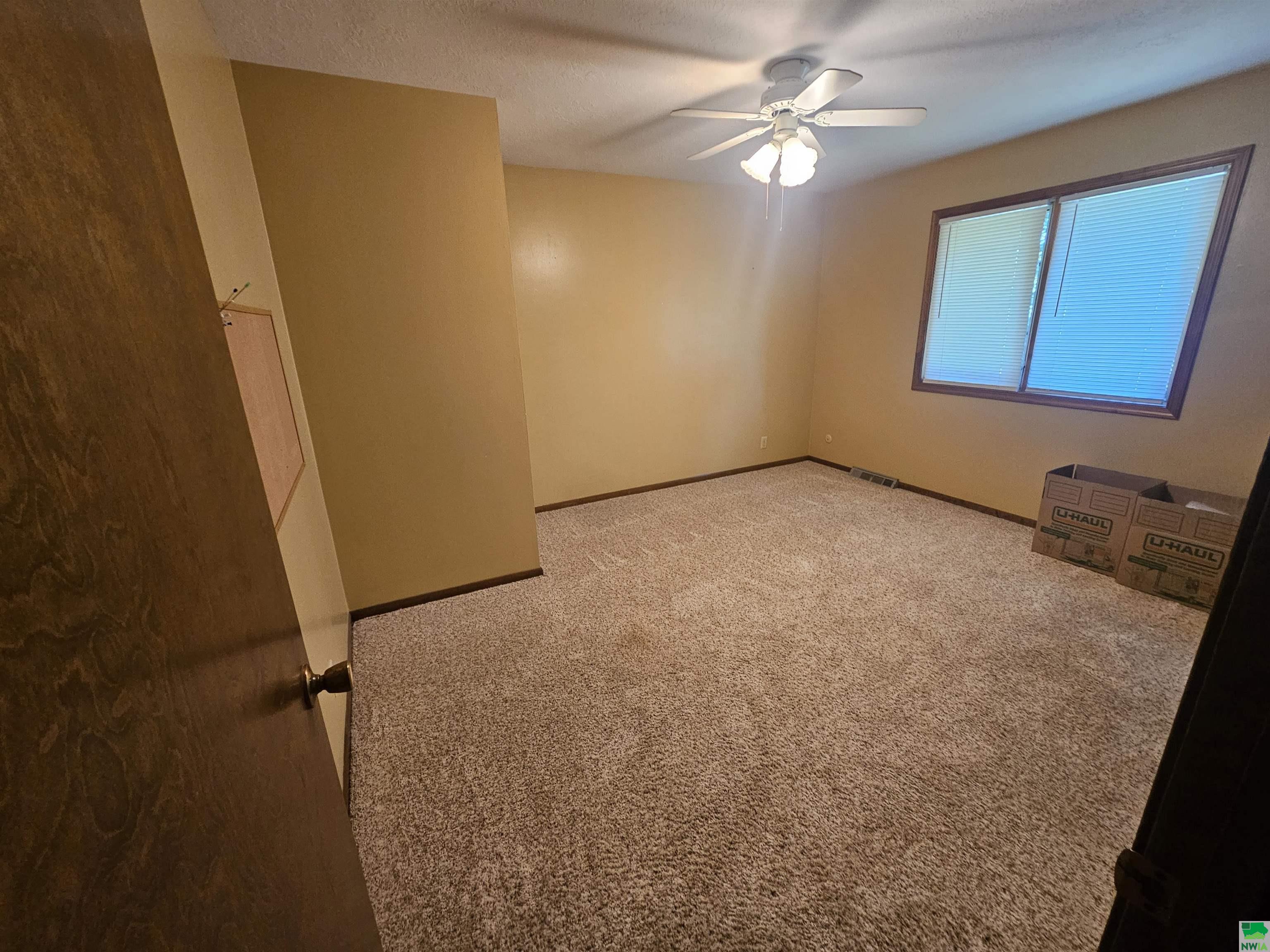MLS #829560