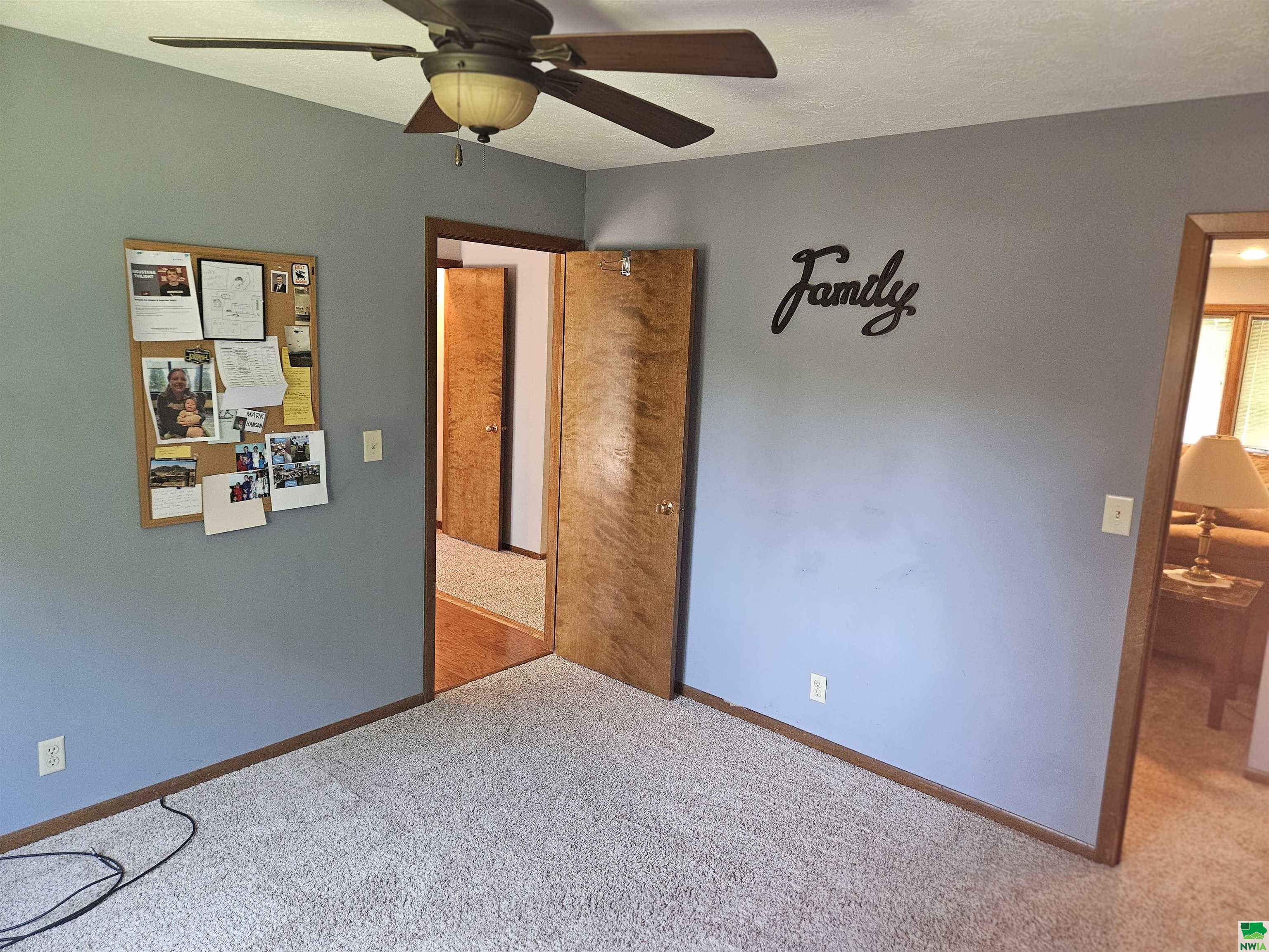 MLS #829560
