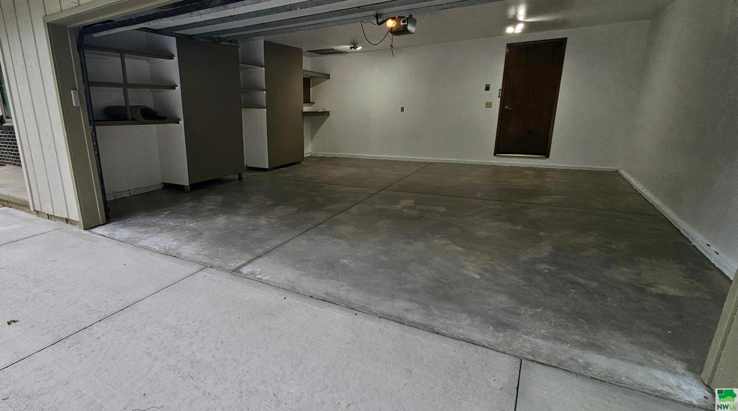 MLS #829560