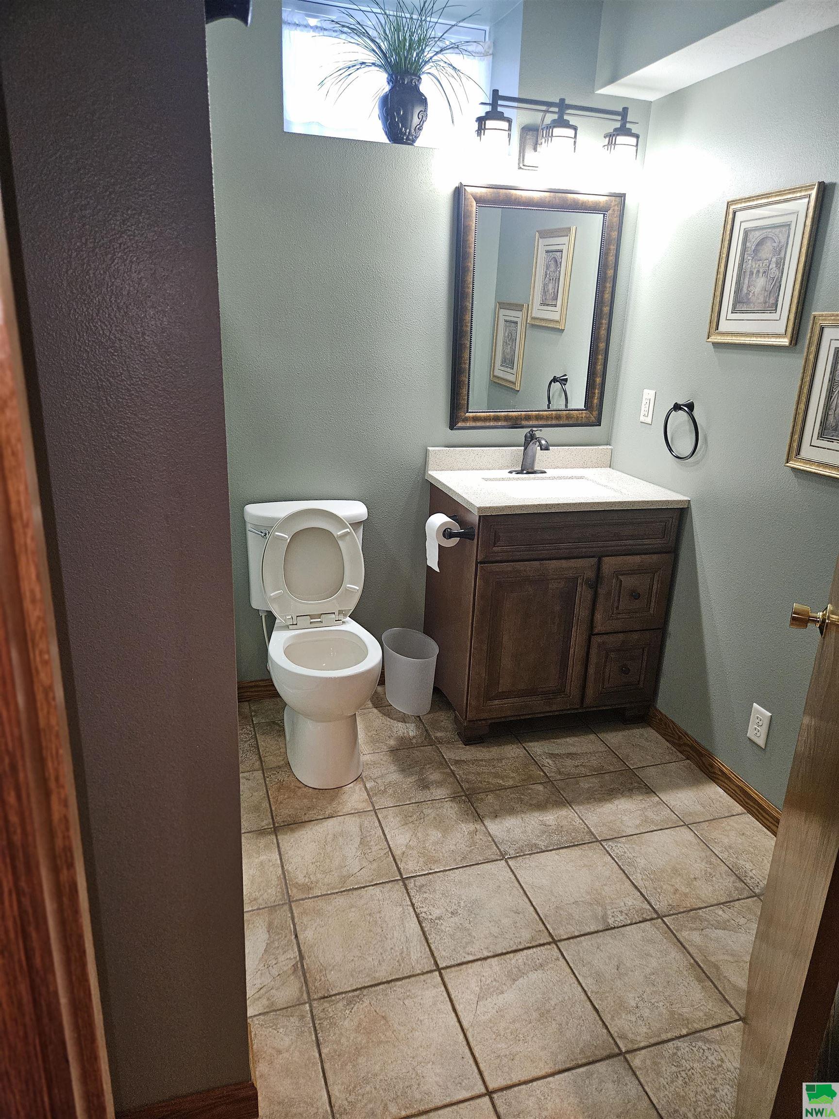 MLS #829560